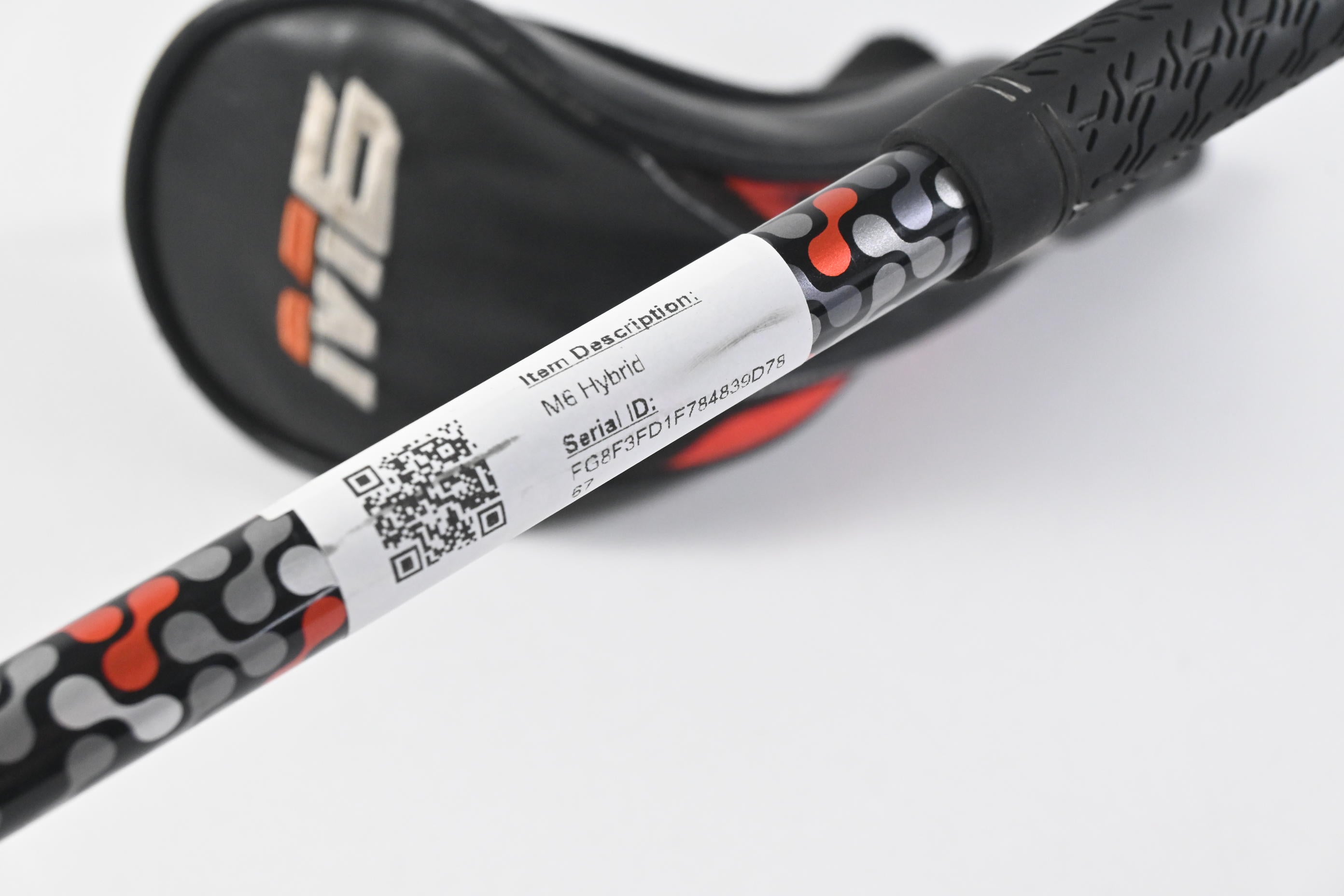 Taylormade M6 #4 Hybrid / 22 Degree / Regular Flex Fujikura Atmos Red 6 Shaft