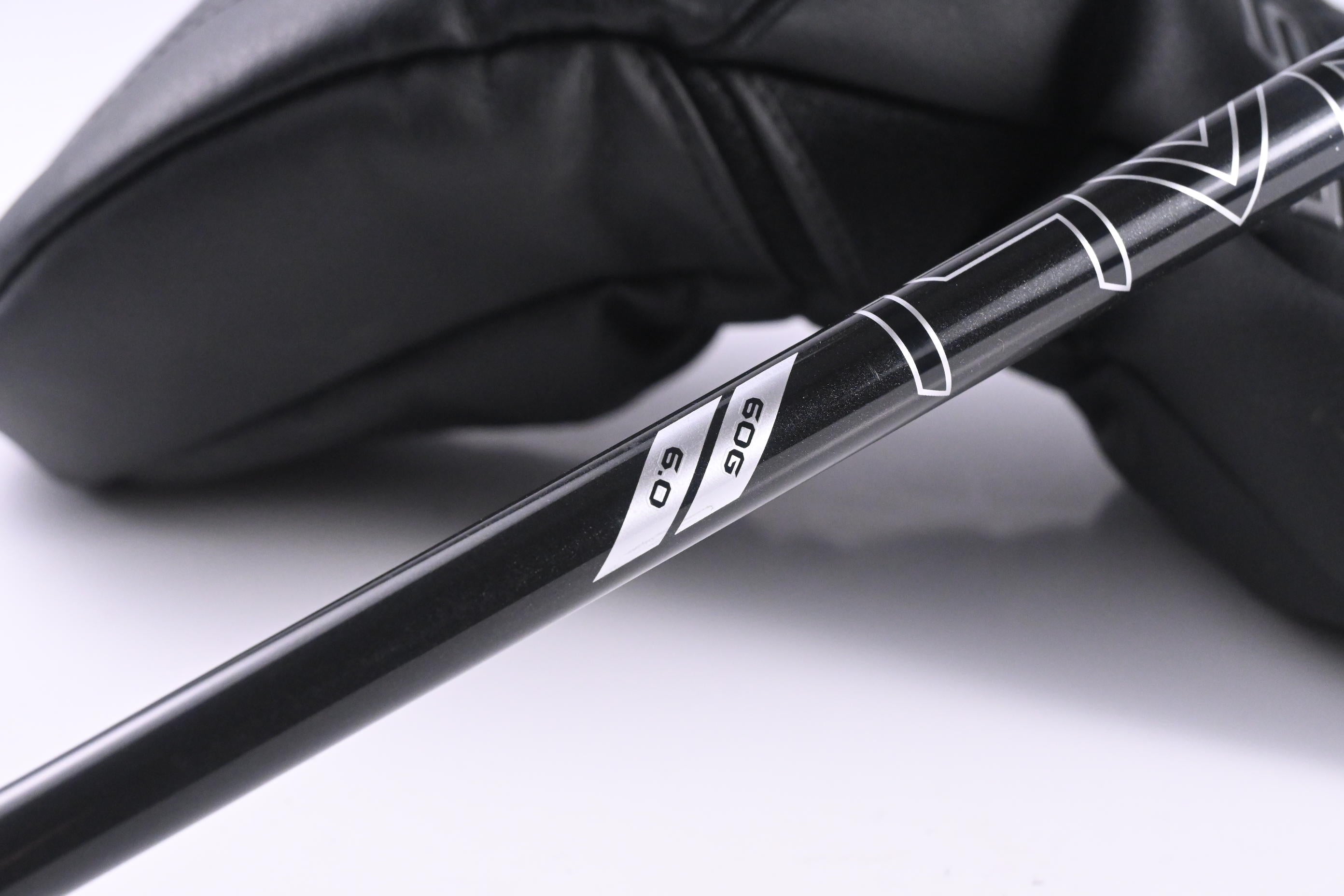Cobra DS-Adapt LS Driver / 10.5 Degree / Stiff Flex Denali Black 60 Shaft