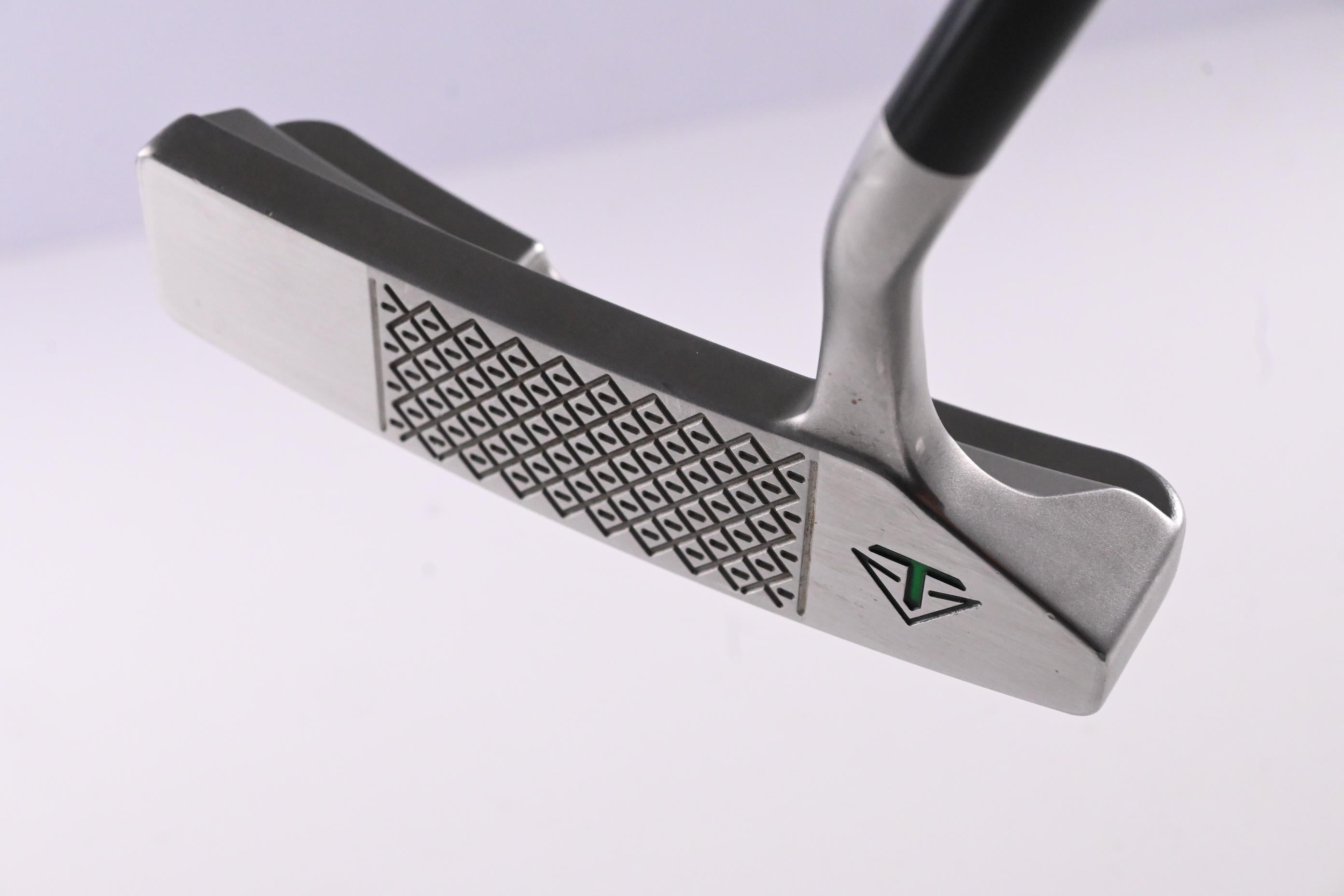 Odyssey Toulon long Island Putter / 34 Inch