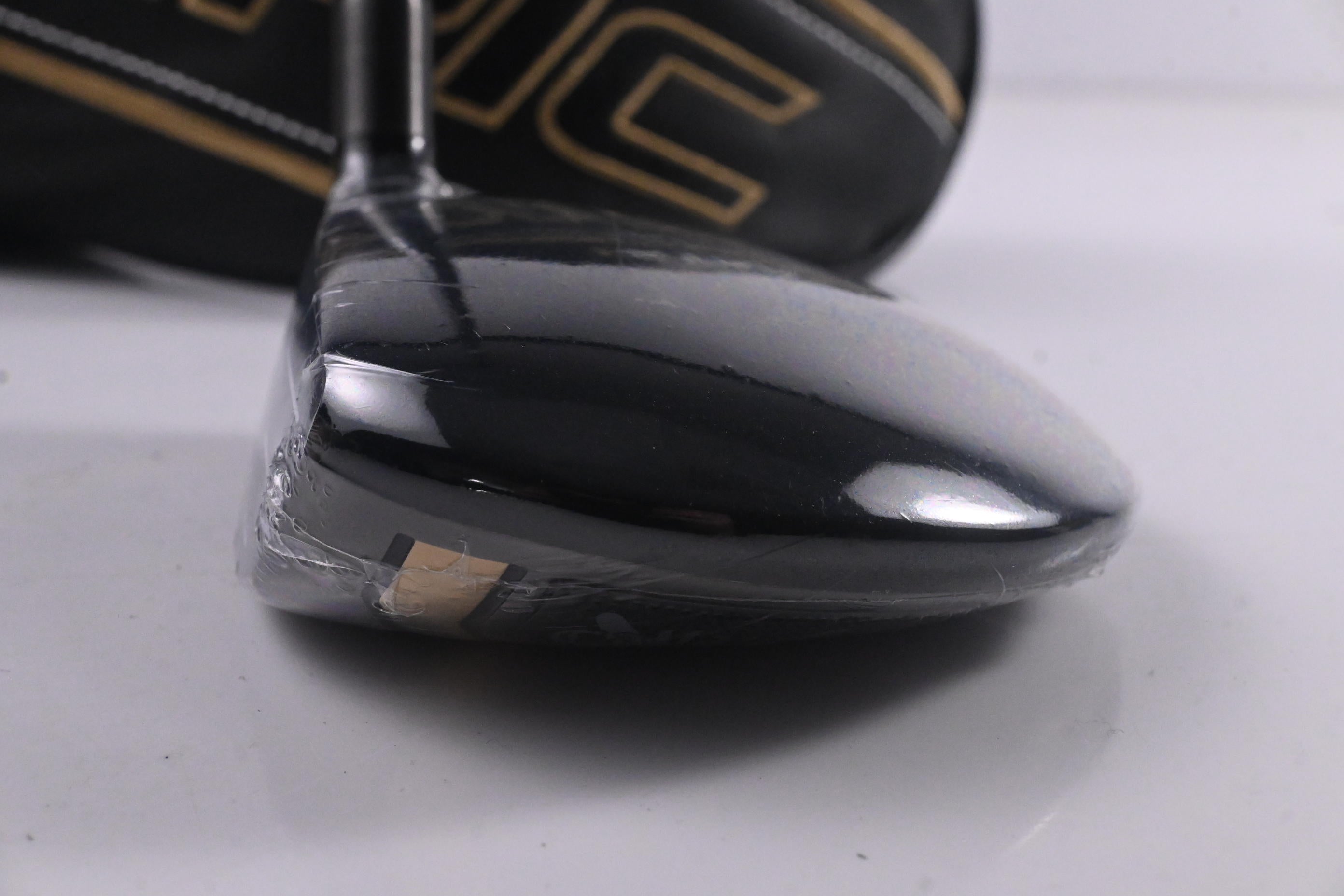 Left Hand Callaway Epic Max Star #3 Wood / 15 Degree / Regular Flex Kai'li Red