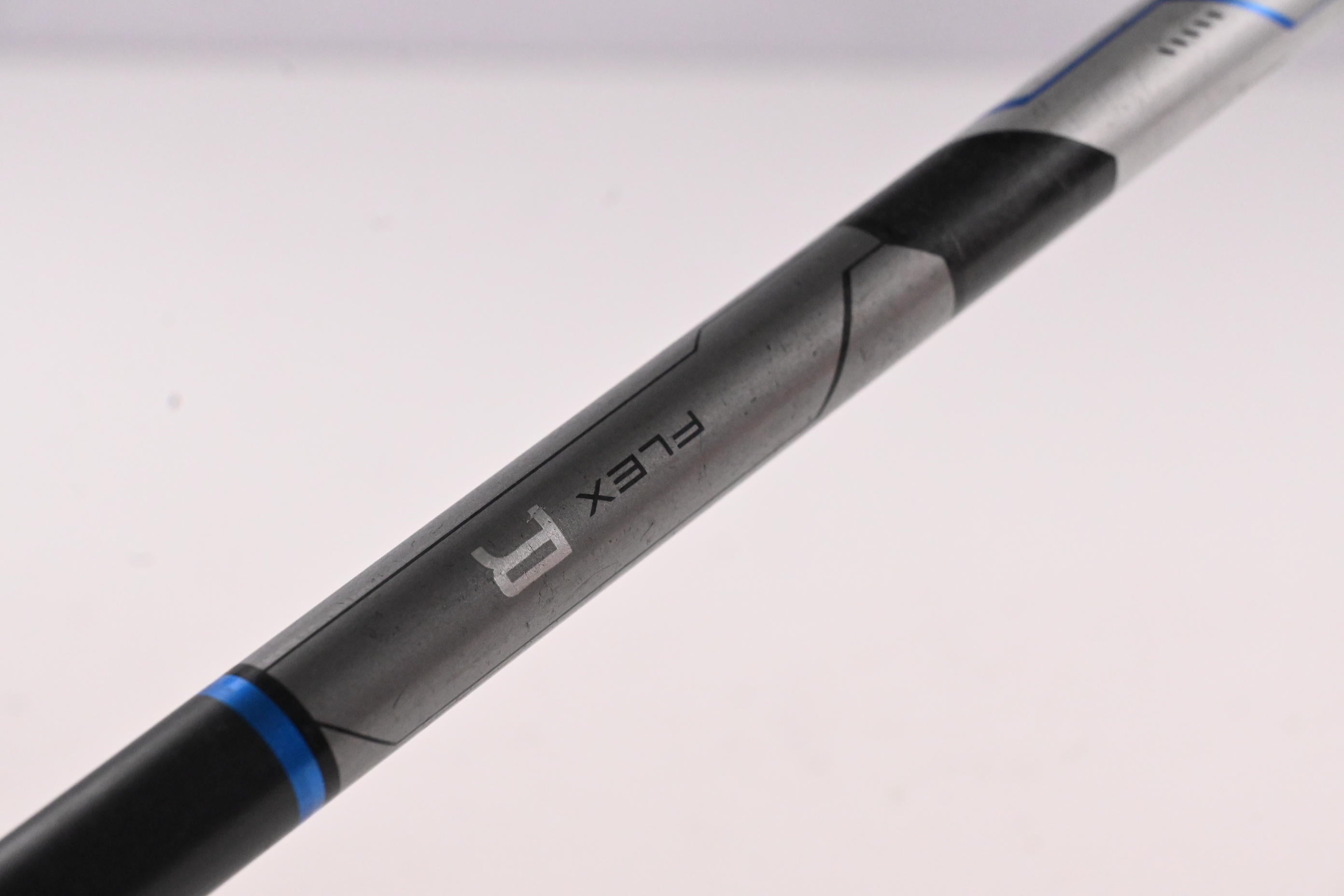 Taylormade SLDR #3 Wood / 15 Degree / Regular Flex Fujikura Speeder 77 Shaft