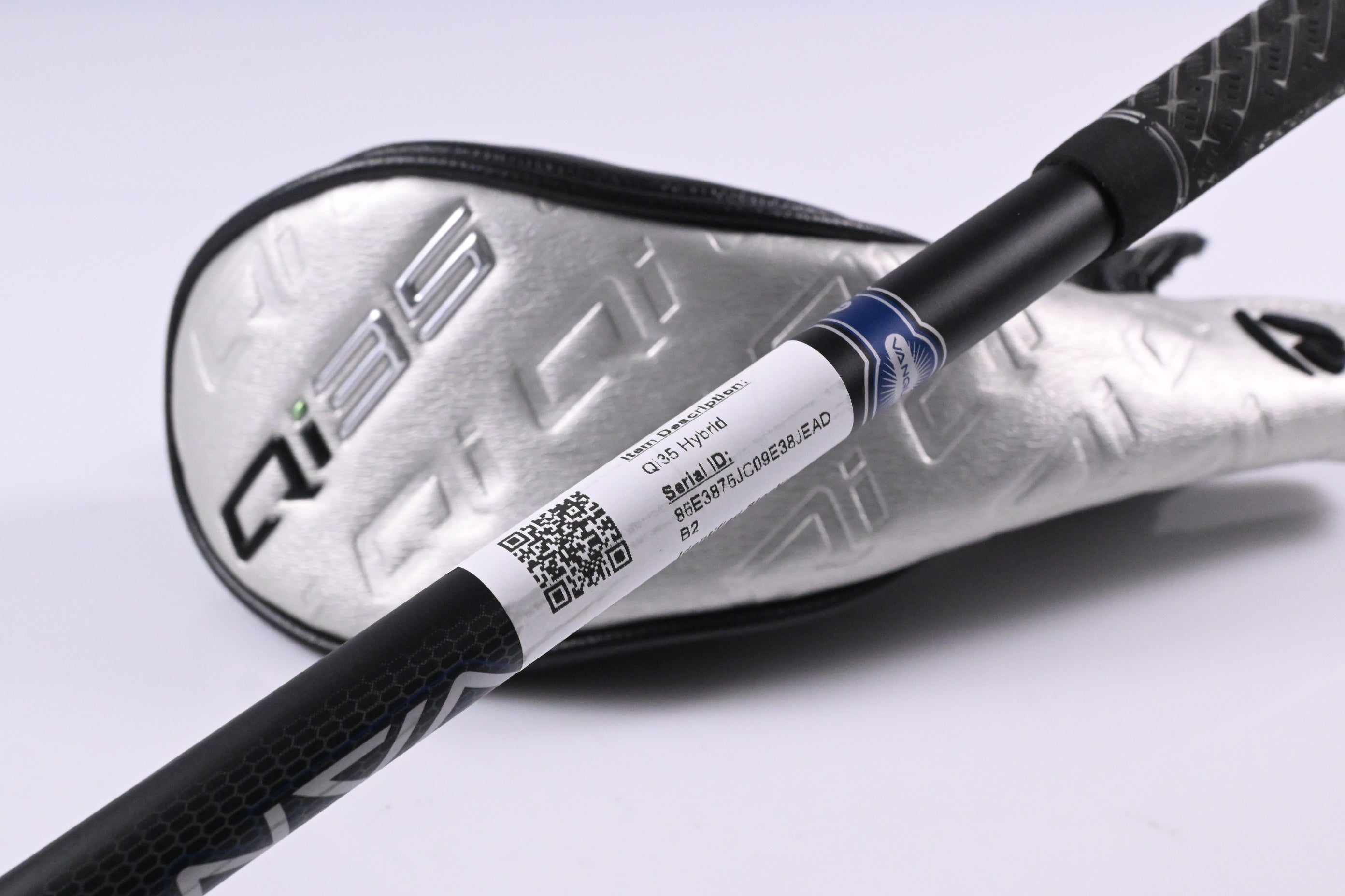 Taylormade Qi35 Max Lite #4 Hybrid / 23 Degree / Regular Flex Vanquish 4 Shaft