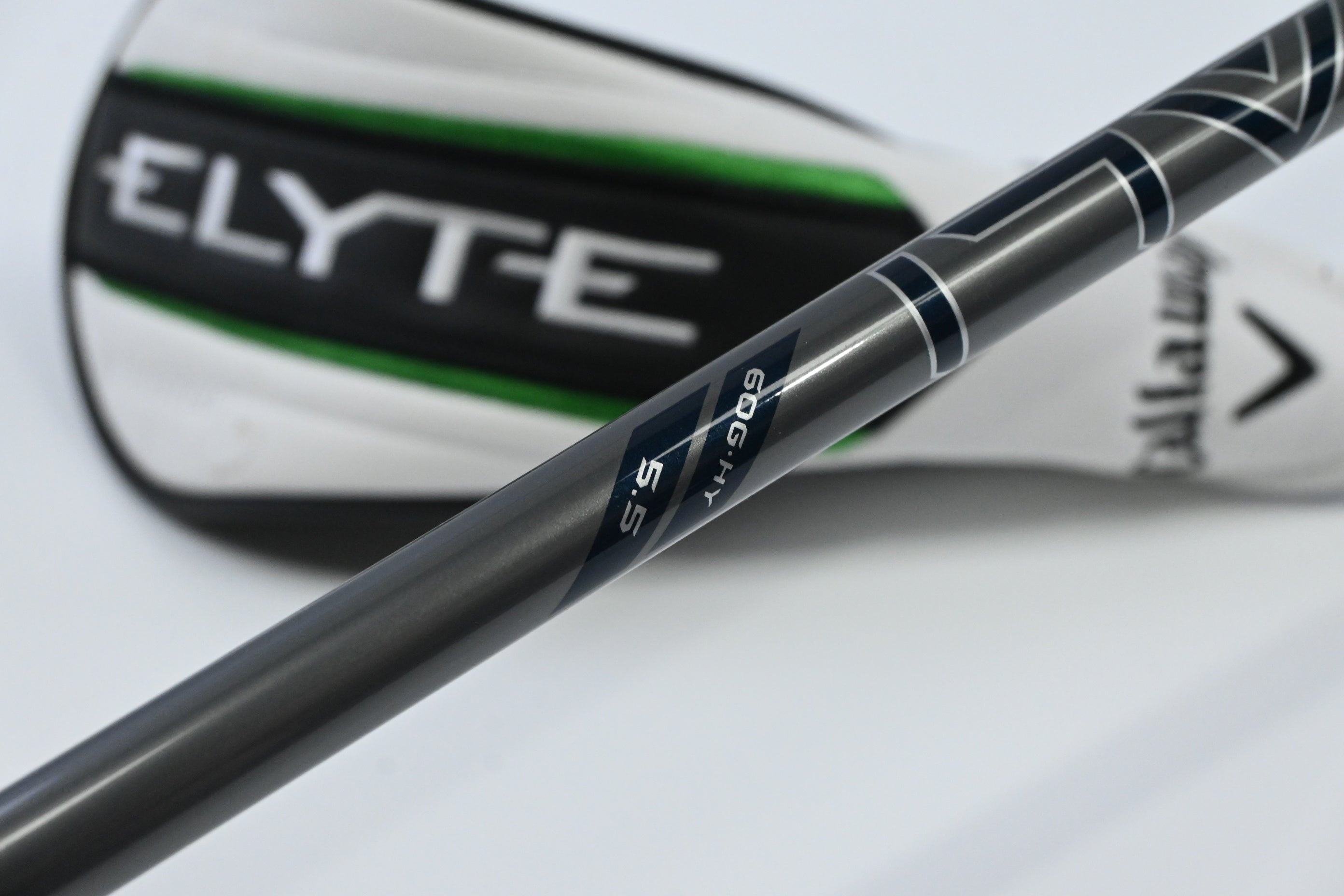 Callaway Elyte #4 Hybrid / 22 Degree / Regular Flex Denali Charcoal 60 Shaft