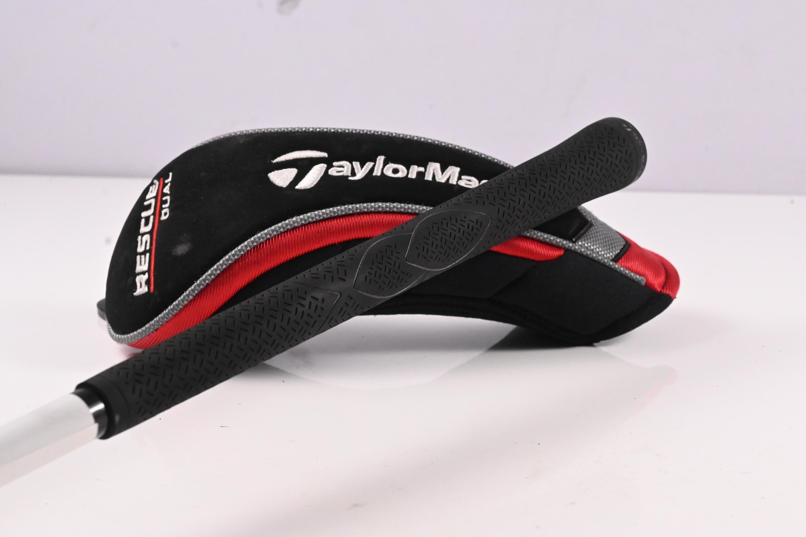 Taylormade Rescue Dual #4 Hybrid / 22 Degree / Regular Flex Taylormade 65 Shaft