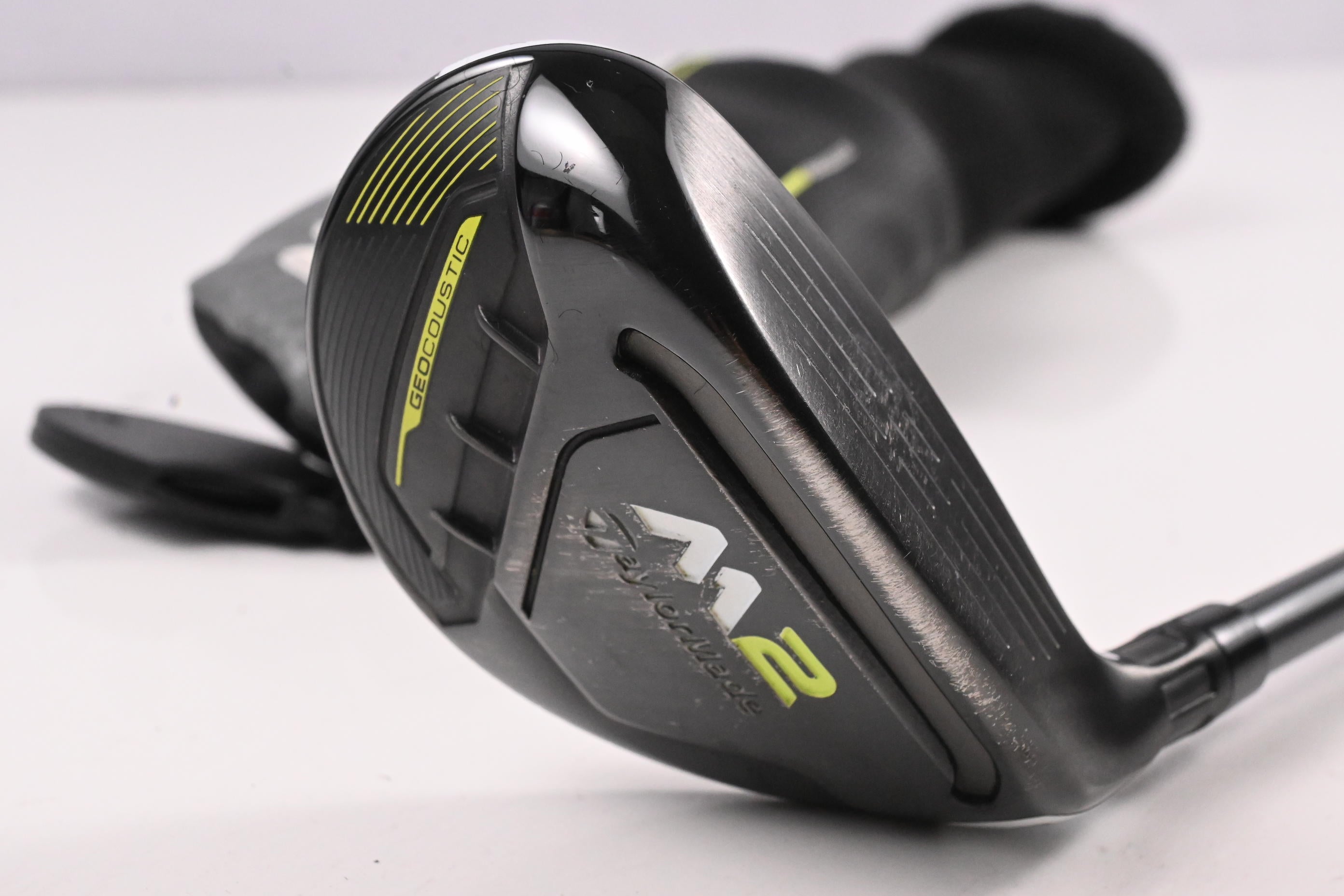 Taylormade M2 2017 #3 Hybrid / 19 Degree / Regular Flex Reax 65 Shaft