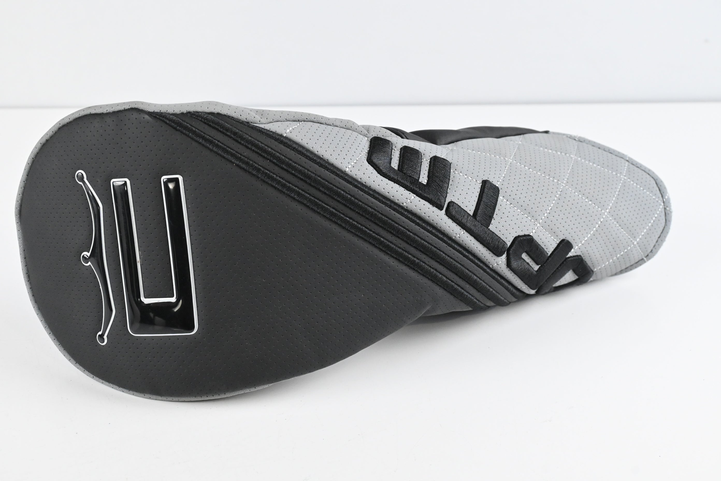Cobra OPTM X Driver / 10.5 Degree / Regular Flex Kai'li Dark Waves 60 Shaft