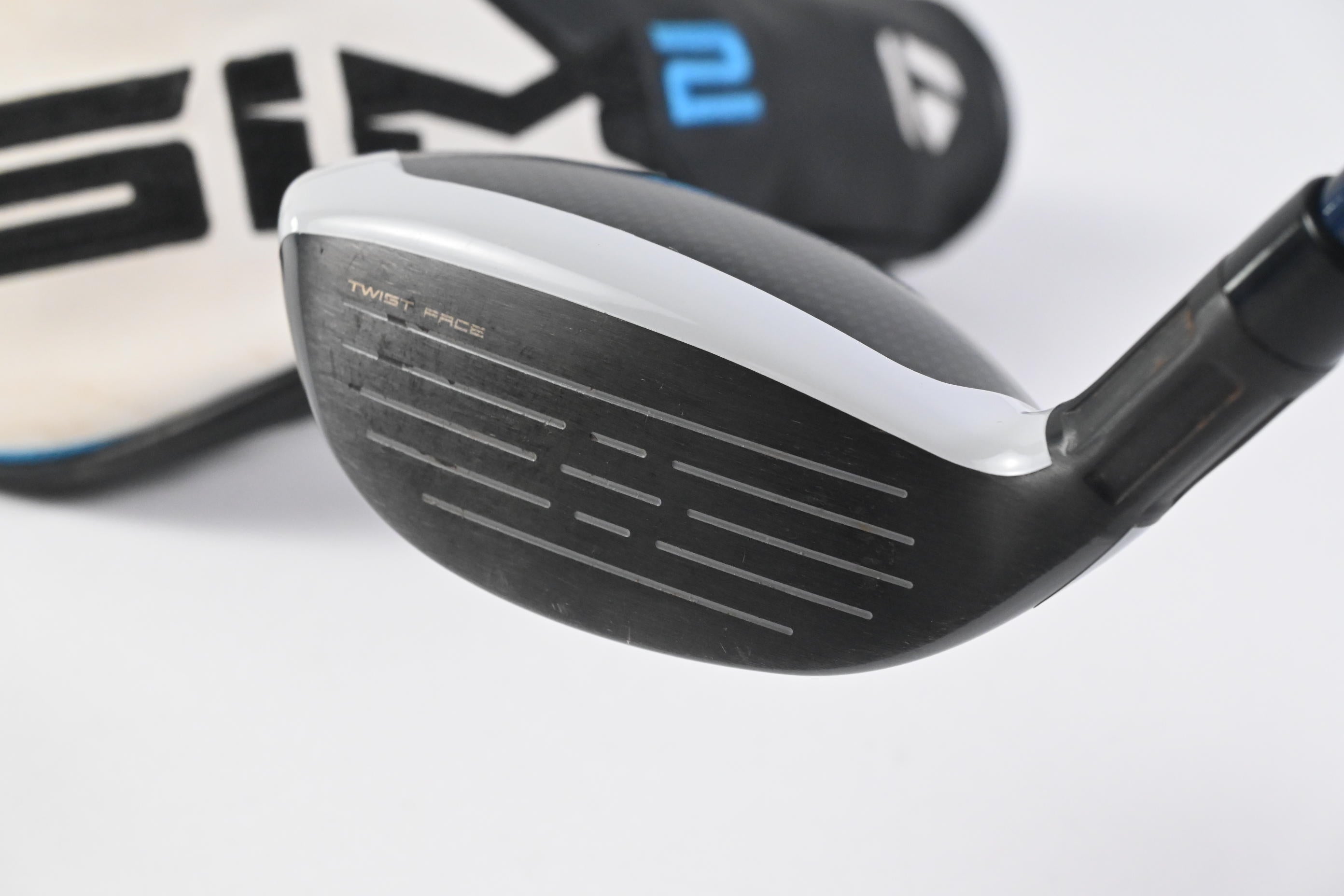 Taylormade SIM2 Max #4 Hybrid / 22 Degree / Stiff Flex Ventus Blue 7 Shaft