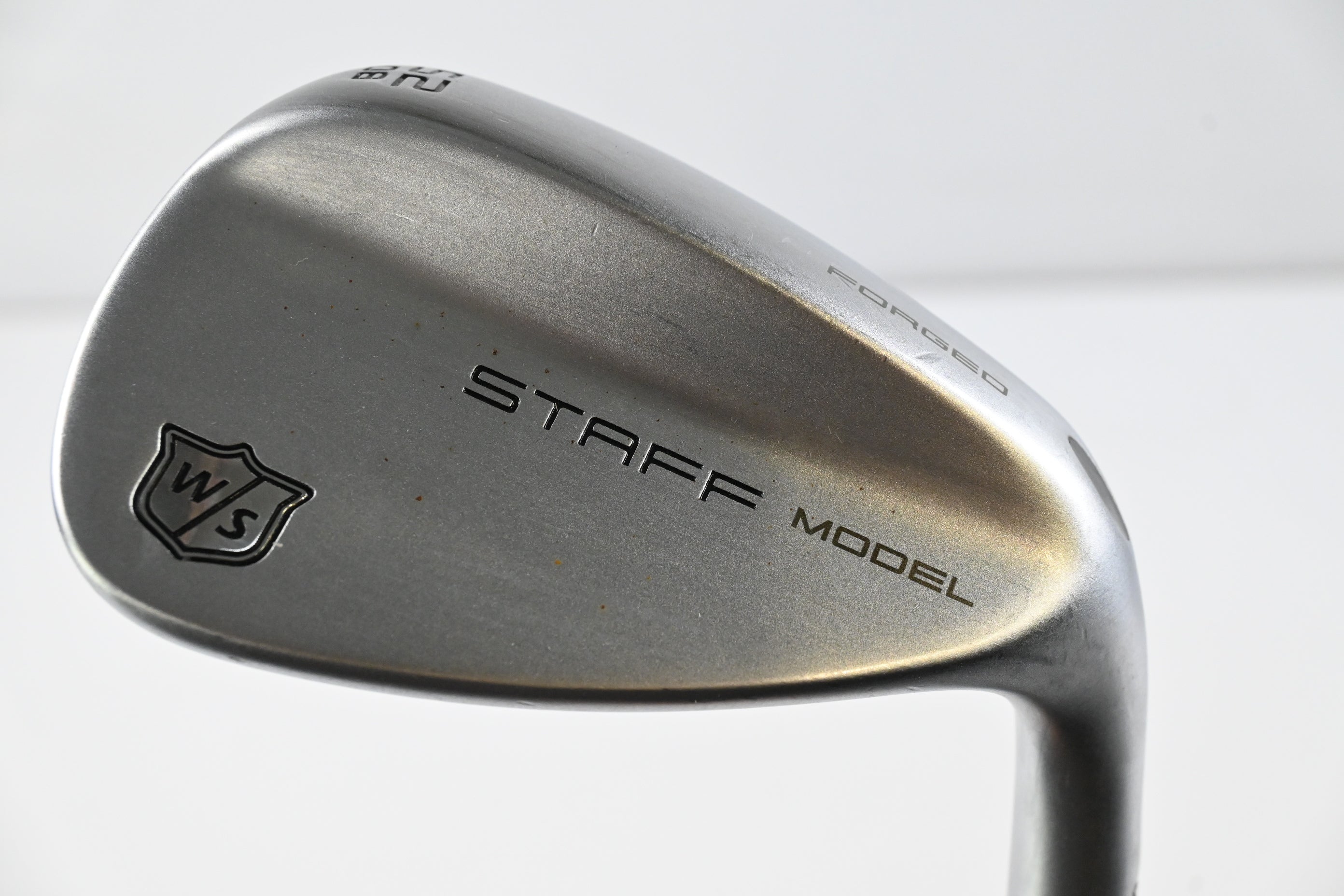 Wilson Staff Model Gap Wedge / 52 Degree / Stiff Flex Dynamic Gold 120 S300