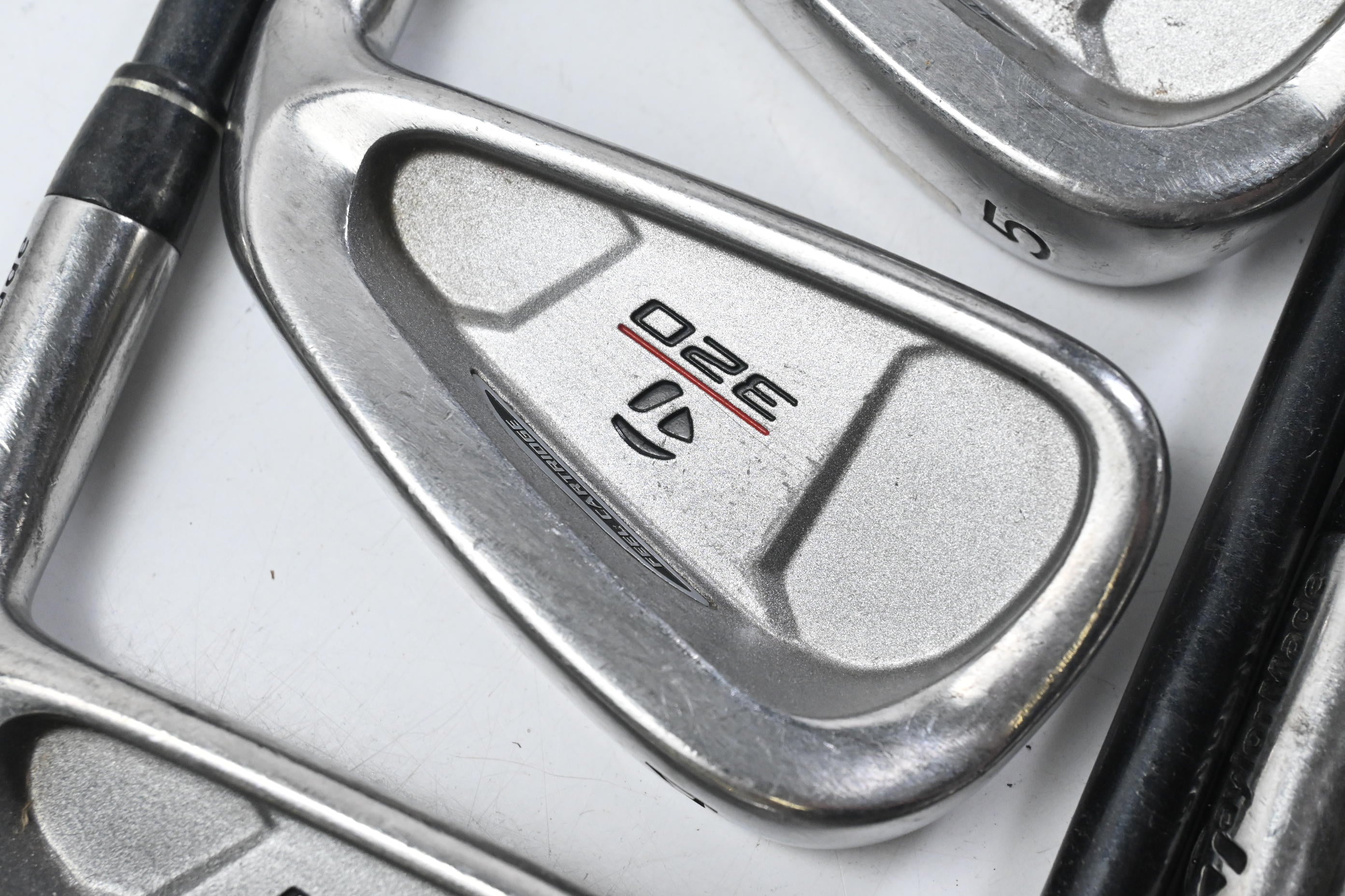 Taylormade 300 Series Irons / 3-PW+SW / Regular Flex Taylormade Lite 80 Shafts