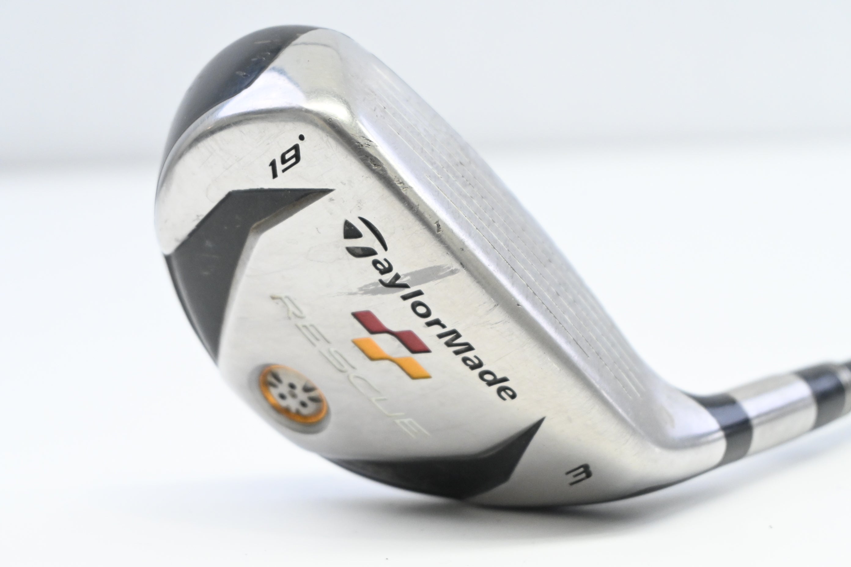 Taylormade Rescue 2009 #3 Hybrid / 19 Degree / Regular Flex Aldila Reax 65