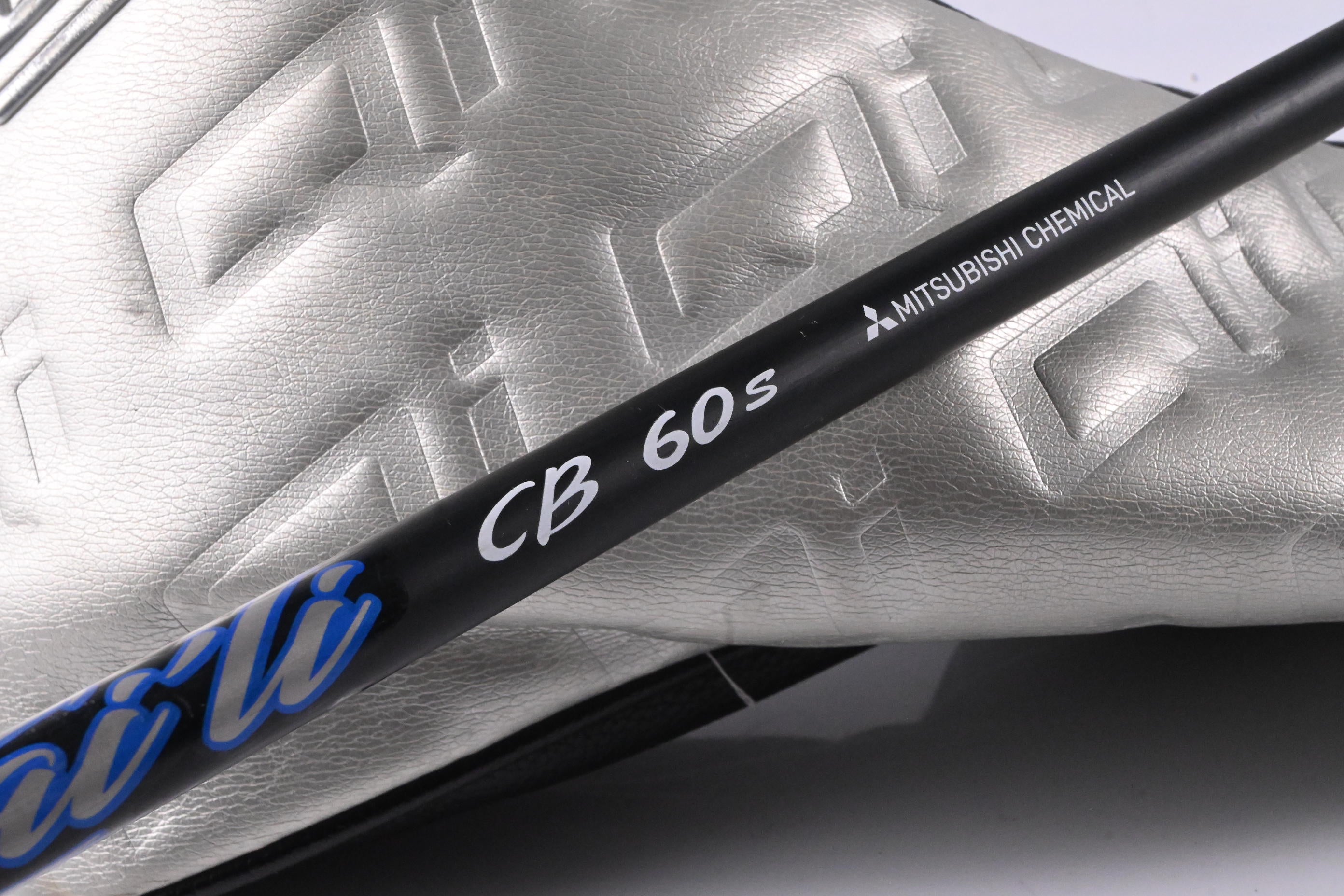 Taylormade Qi35 LS Driver / 9 Degree / Stiff Flex Kai'li Blue CB Dark Waves 60