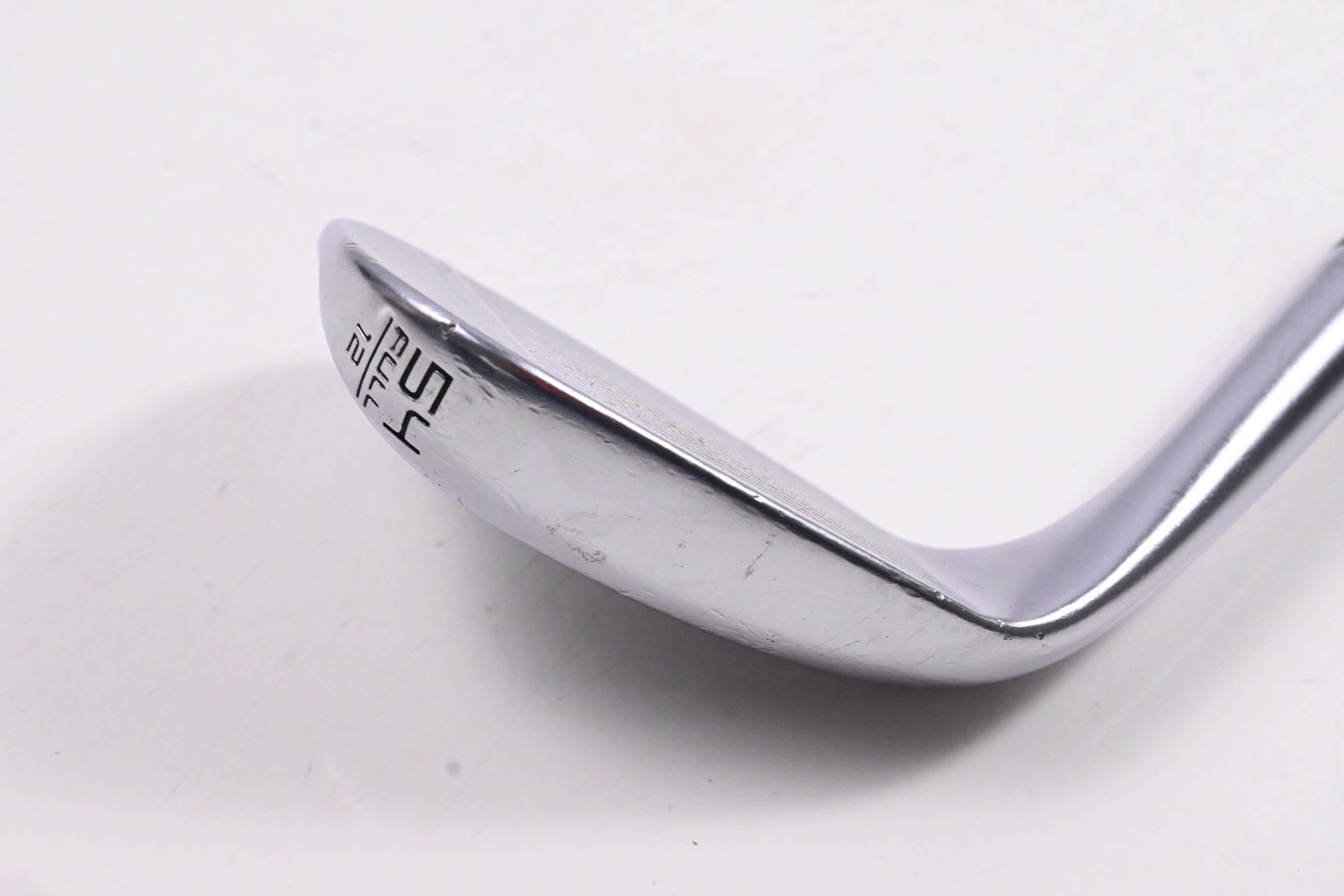 Cleveland RTX 6 Zipcore Sand Wedge / 54 Degree / Wedge Flex Dynamic Gold Spinner