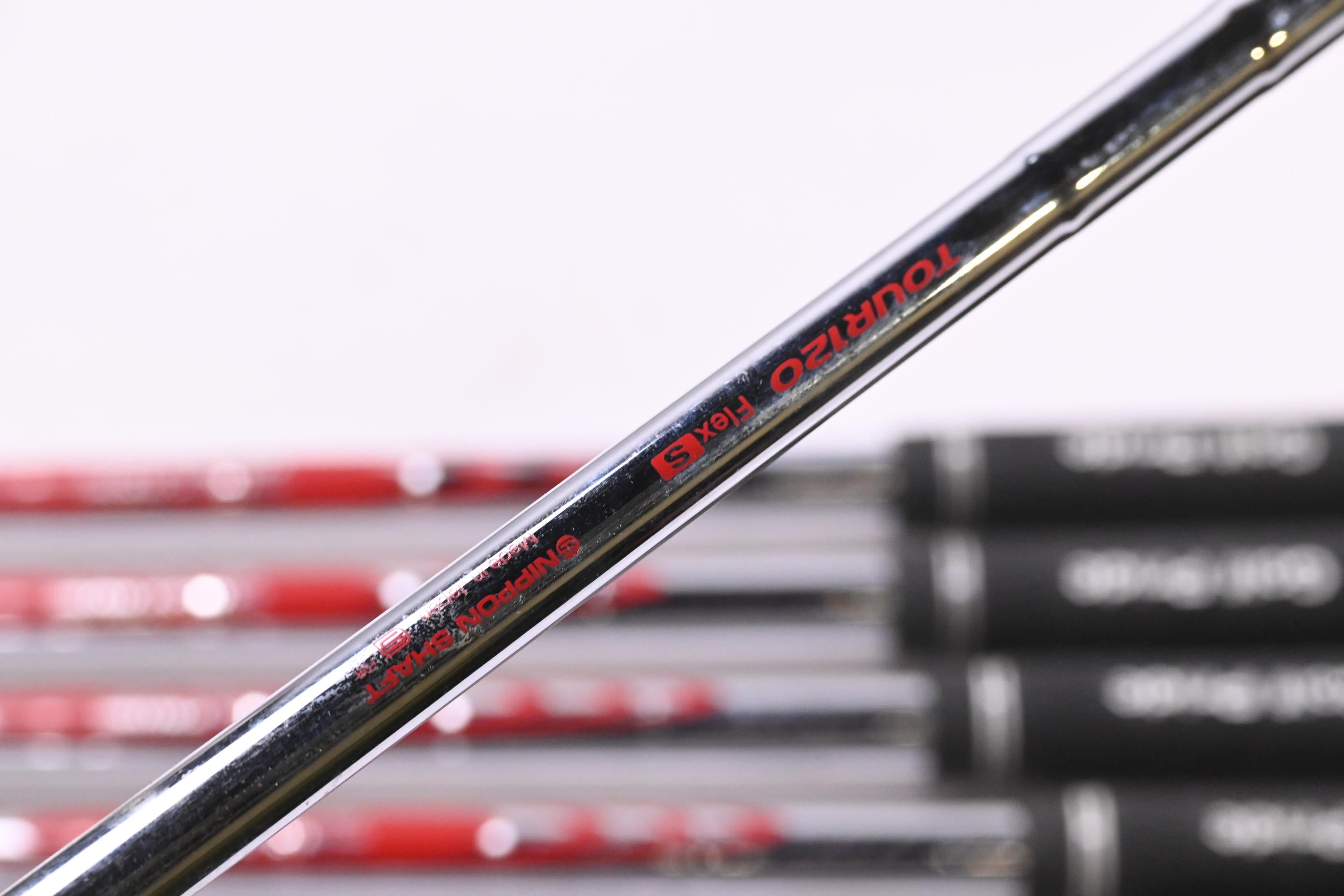 Taylormade P.7CB Irons / 4-PW+AW / Stiff Flex Modus Tour 120 Shafts