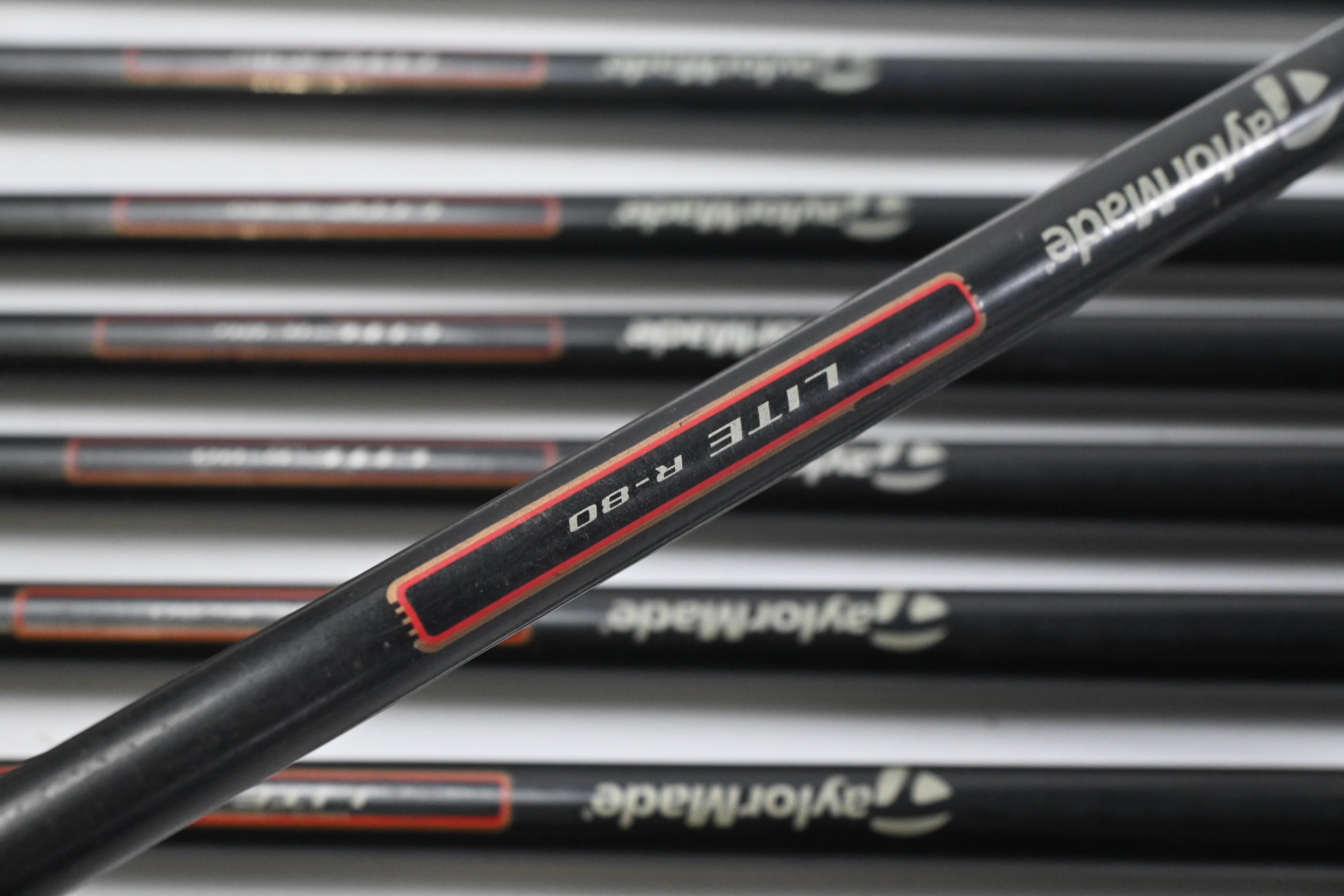 Taylormade 300 Series Irons / 3-PW+SW / Regular Flex Taylormade Lite 80 Shafts