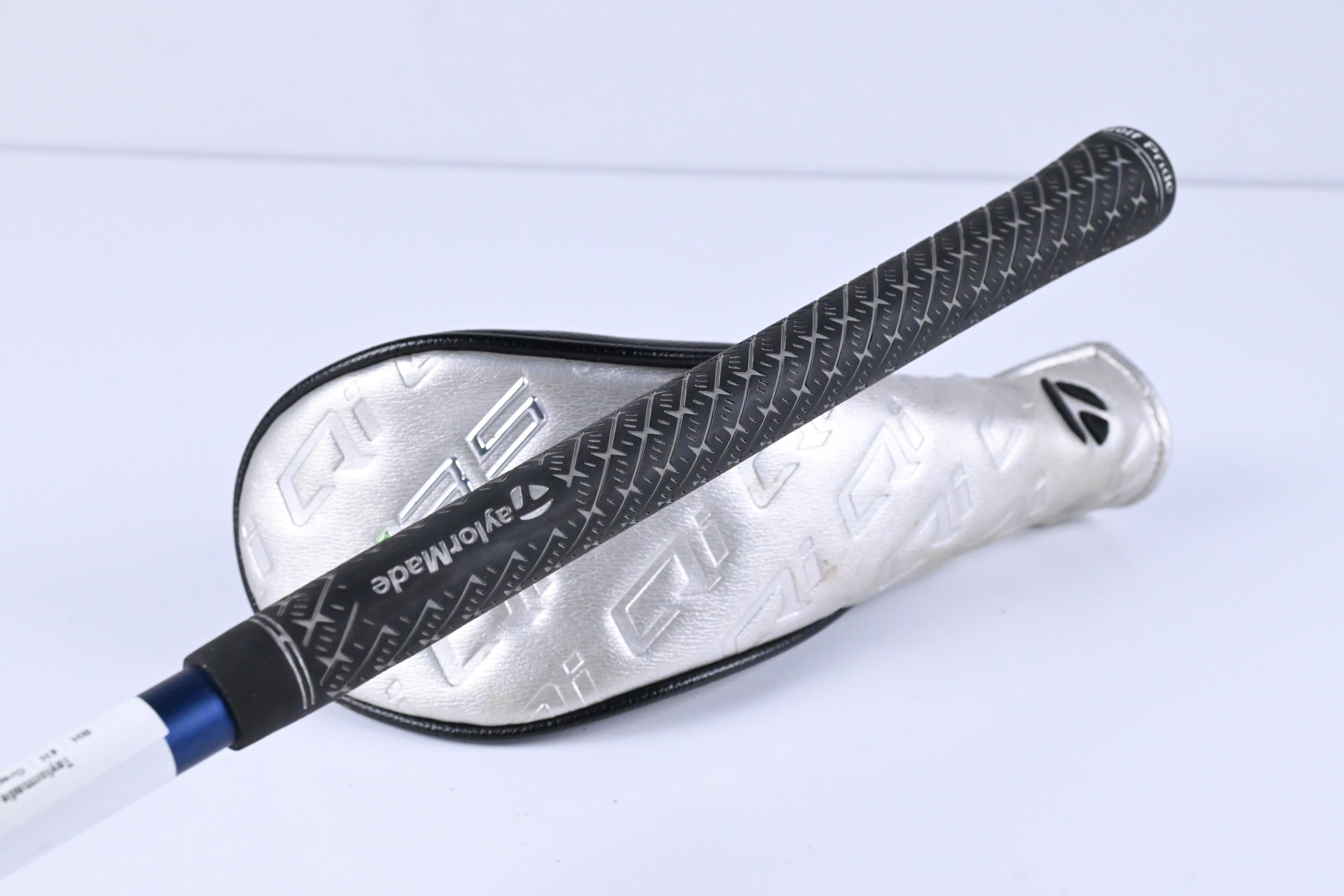 Taylormade Qi35 #4 Hybrid / 22 Degree / Stiff Flex Fujikura Ventus Blue 7 Shaft