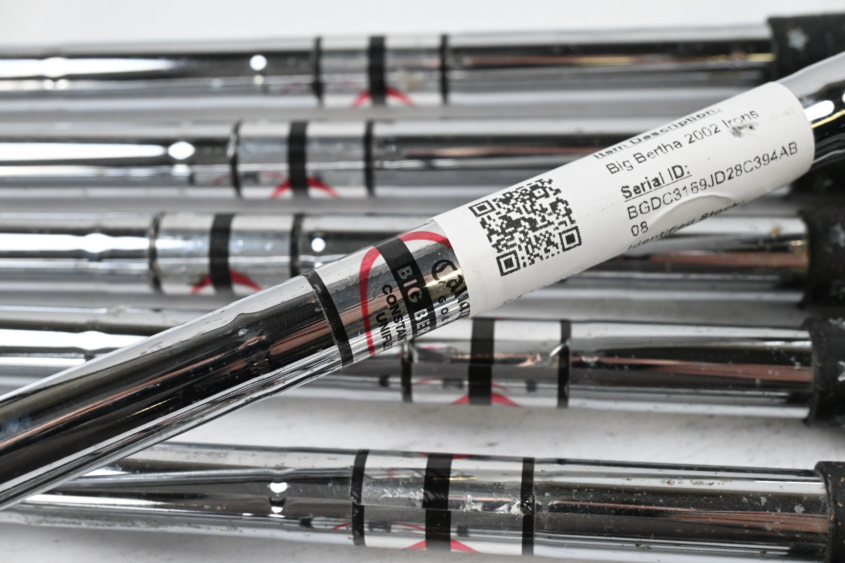 Callaway Big Bertha 2002 Irons / 4-PW+SW / Uniflex Big Bertha Shafts