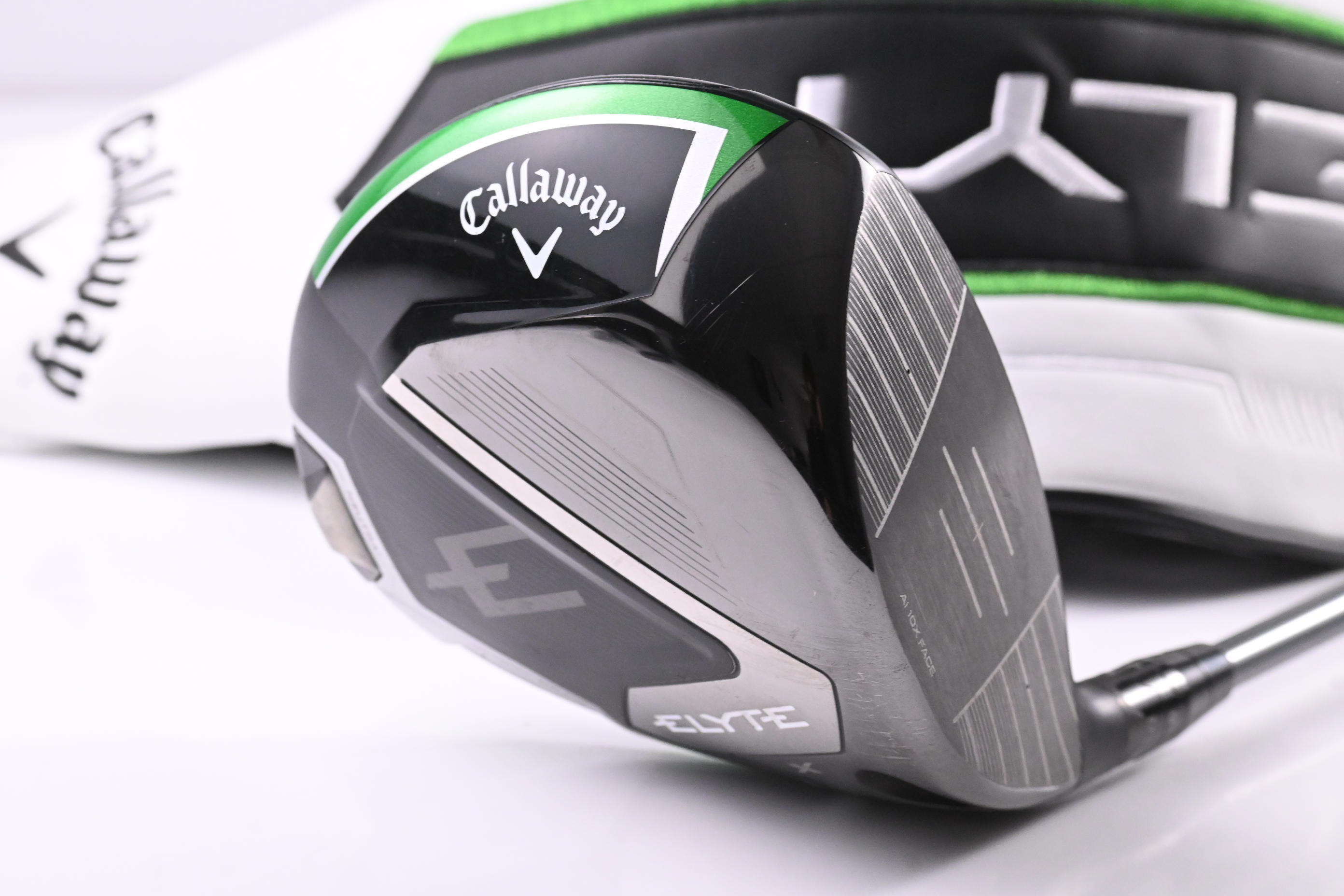 Callaway Elyte X Driver / 10.5 Degree / Regular Flex Denali Charcoal 50 Shaft
