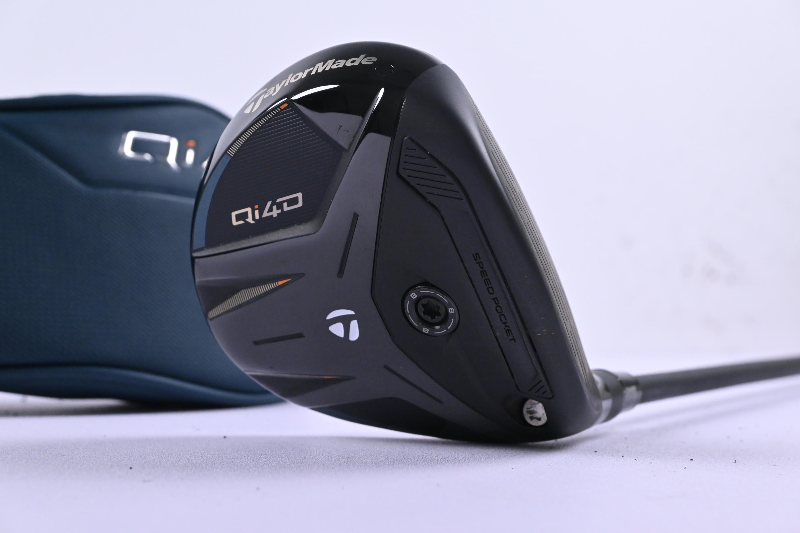 Taylormade Qi4D #5 Wood / 18 Degree / Regular Flex REAX 55 Shaft