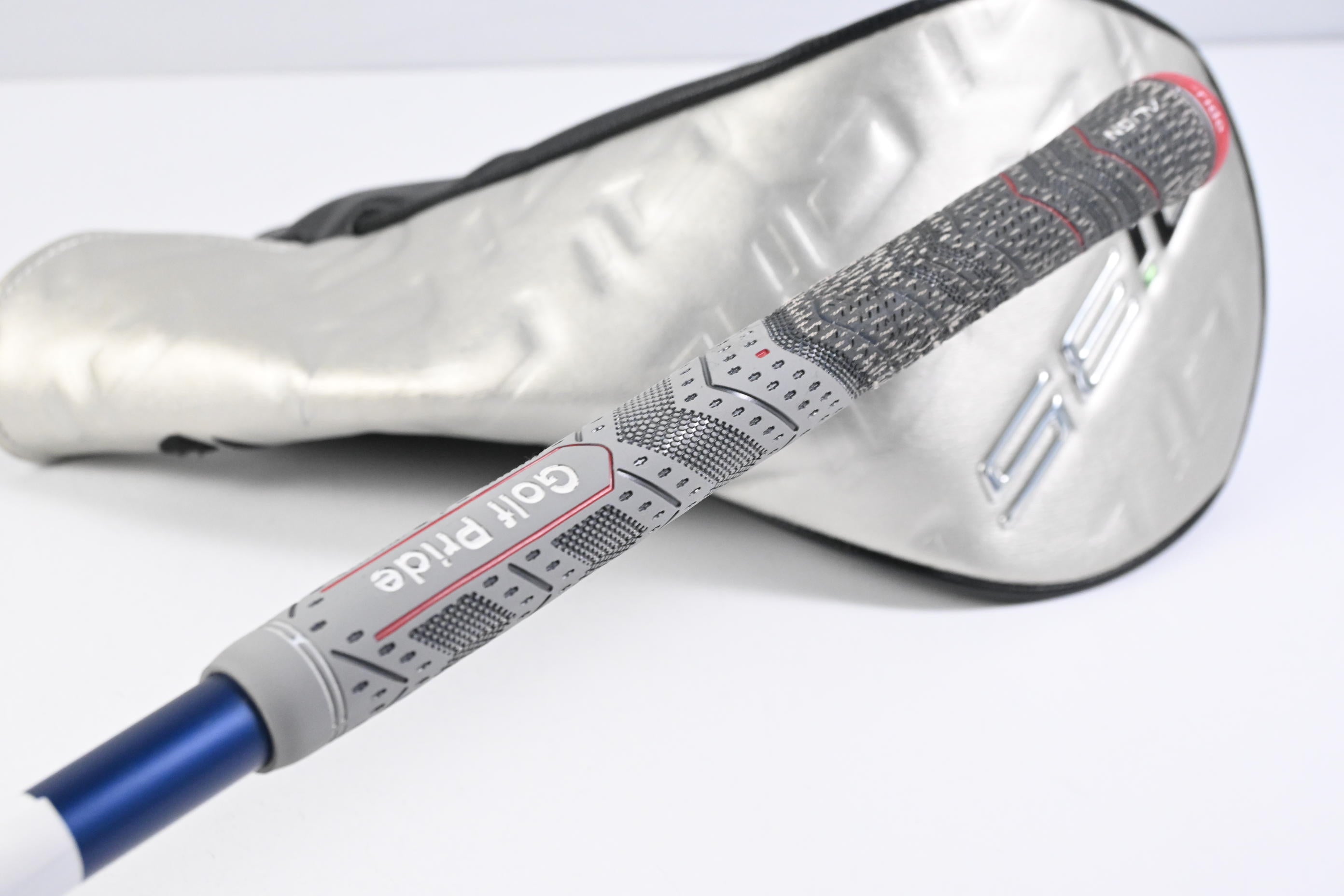 Taylormade Qi35 Max Driver / 9 Degree / Stiff Flex Fujikura Ventus Blue 5 Shaft