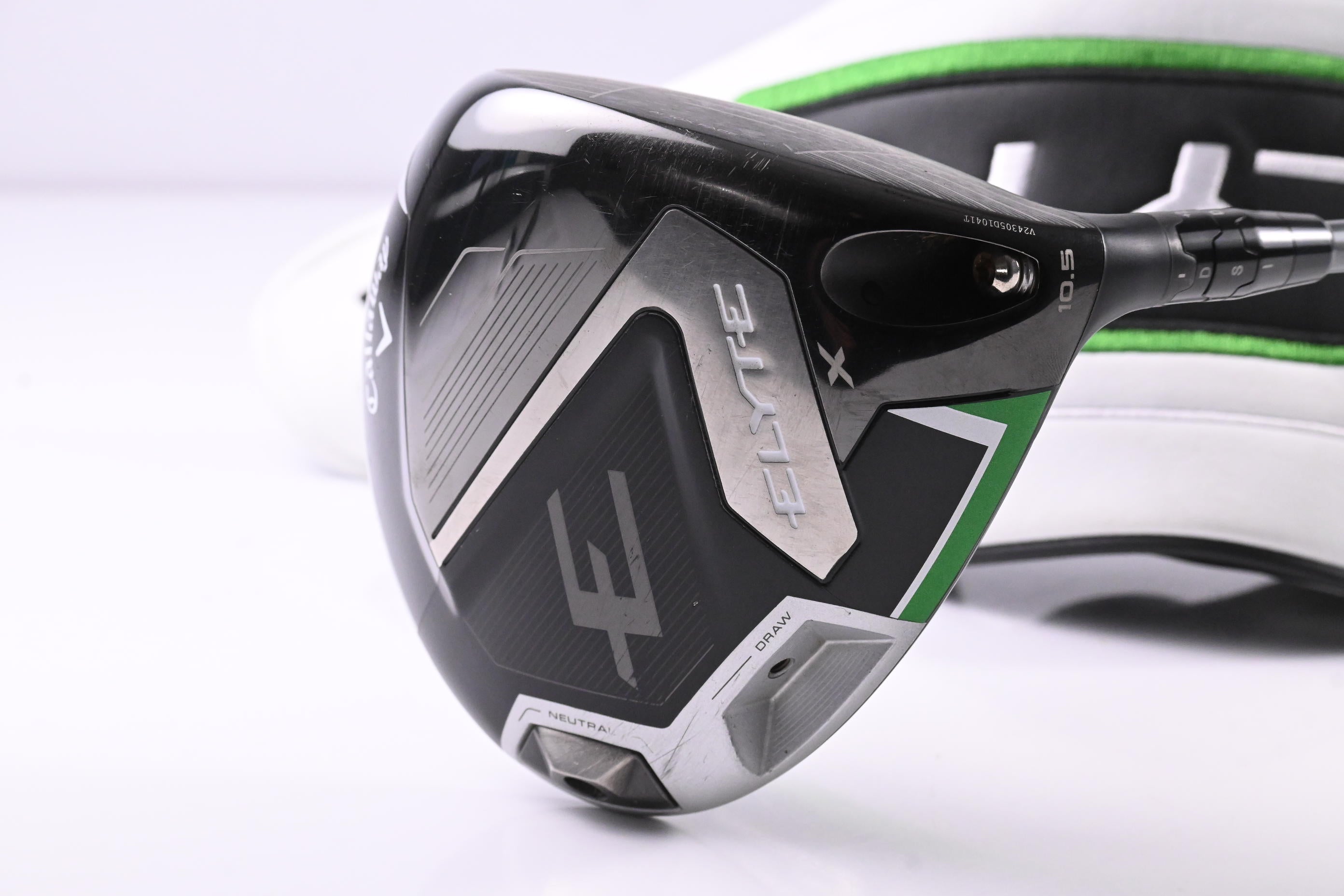 Callaway Elyte X Driver / 10.5 Degree / Regular Flex Denali Charcoal 50 Shaft