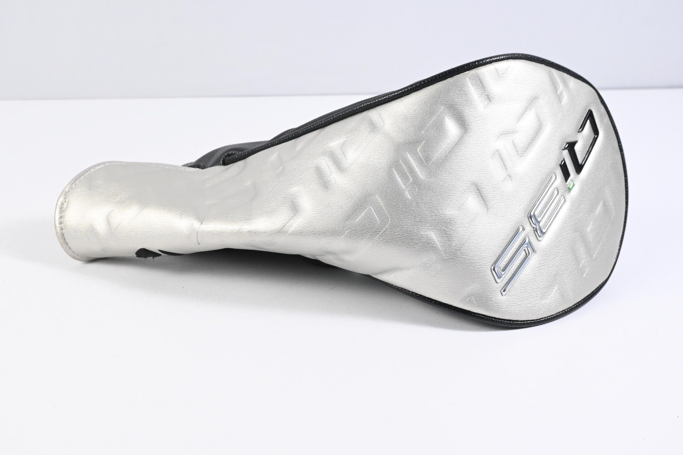 Taylormade Qi35 Max Driver / 9 Degree / Stiff Flex Fujikura Ventus Blue 5 Shaft