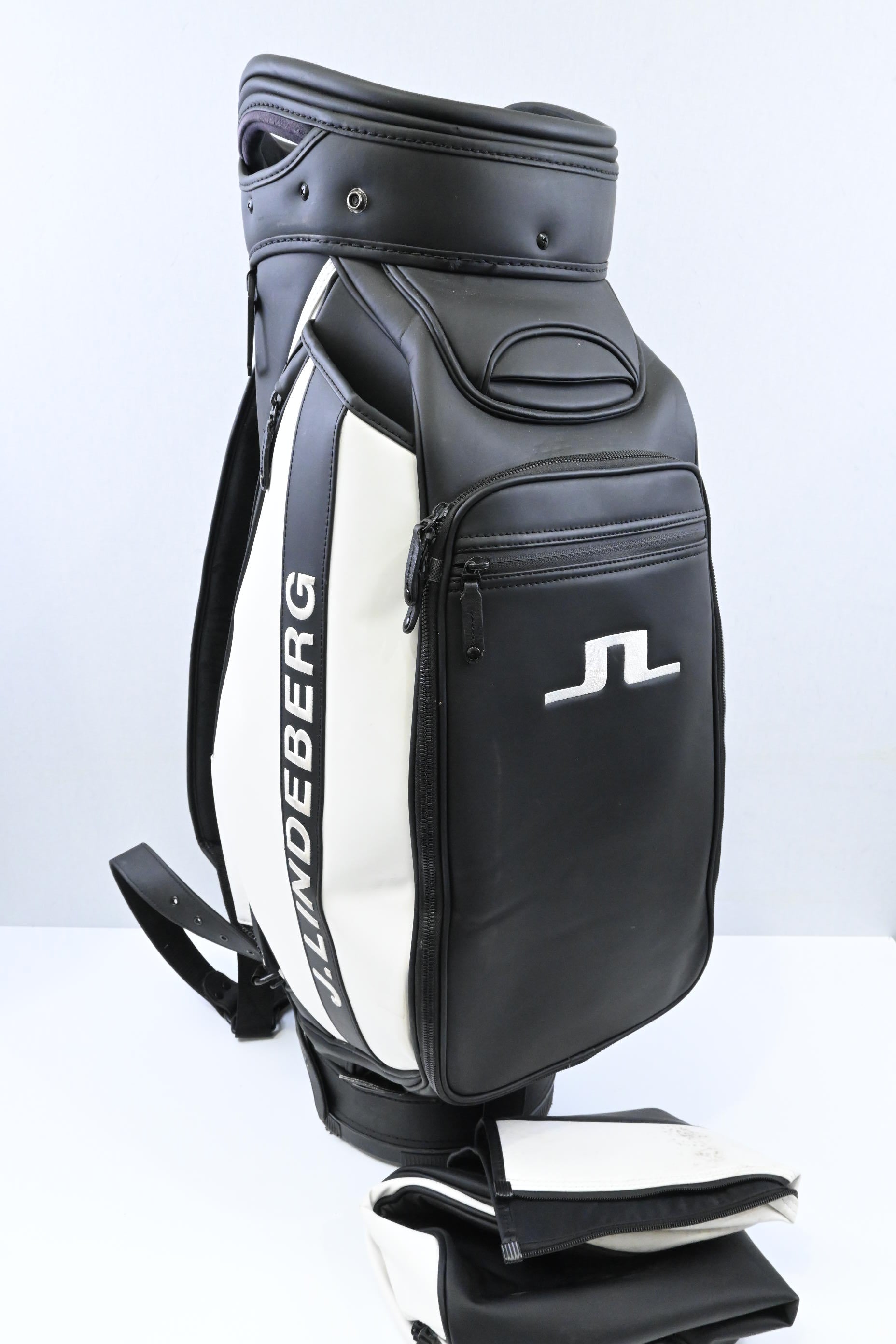 Vessel X J.Lindeberg Tour Bag / 6-Way / Black, White