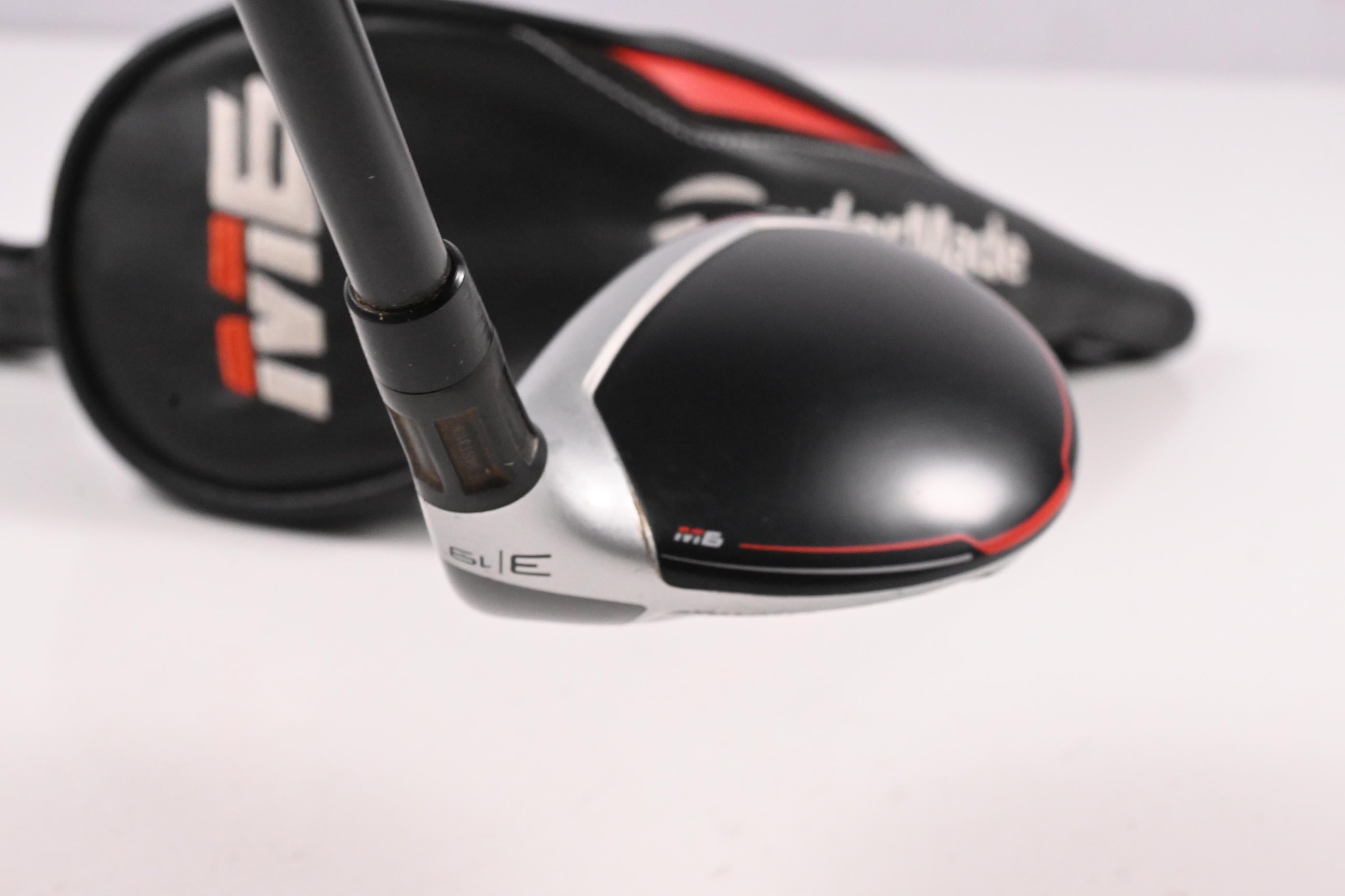 Taylormade M6 #3 Hybrid / 19 Degree / Regular Flex Fujikura Atmos Orange 6 Shaft