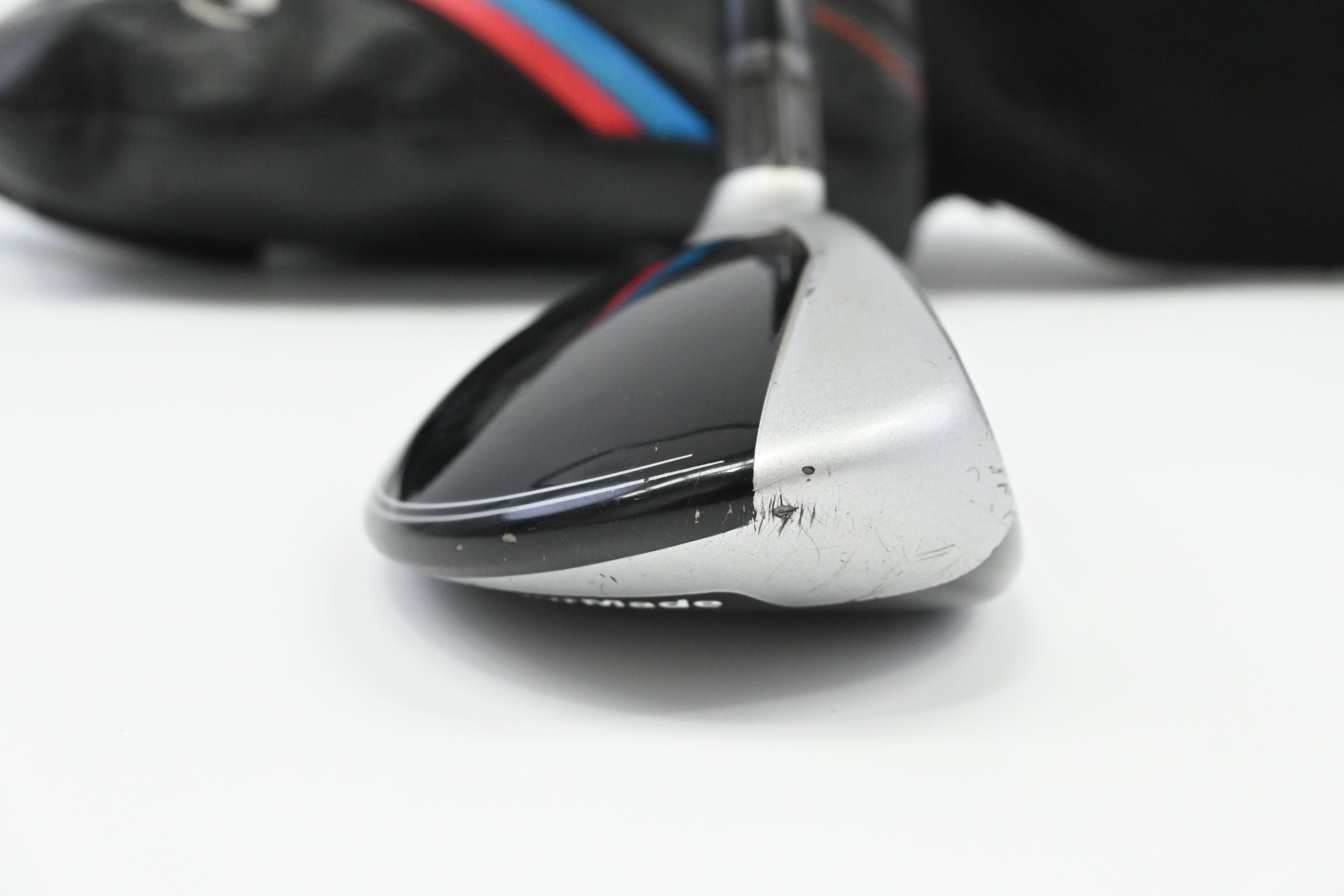 Taylormade M4 #4 Hybrid / 22 Degree / Regular Flex Fujikura Atmos Red 6 Shaft