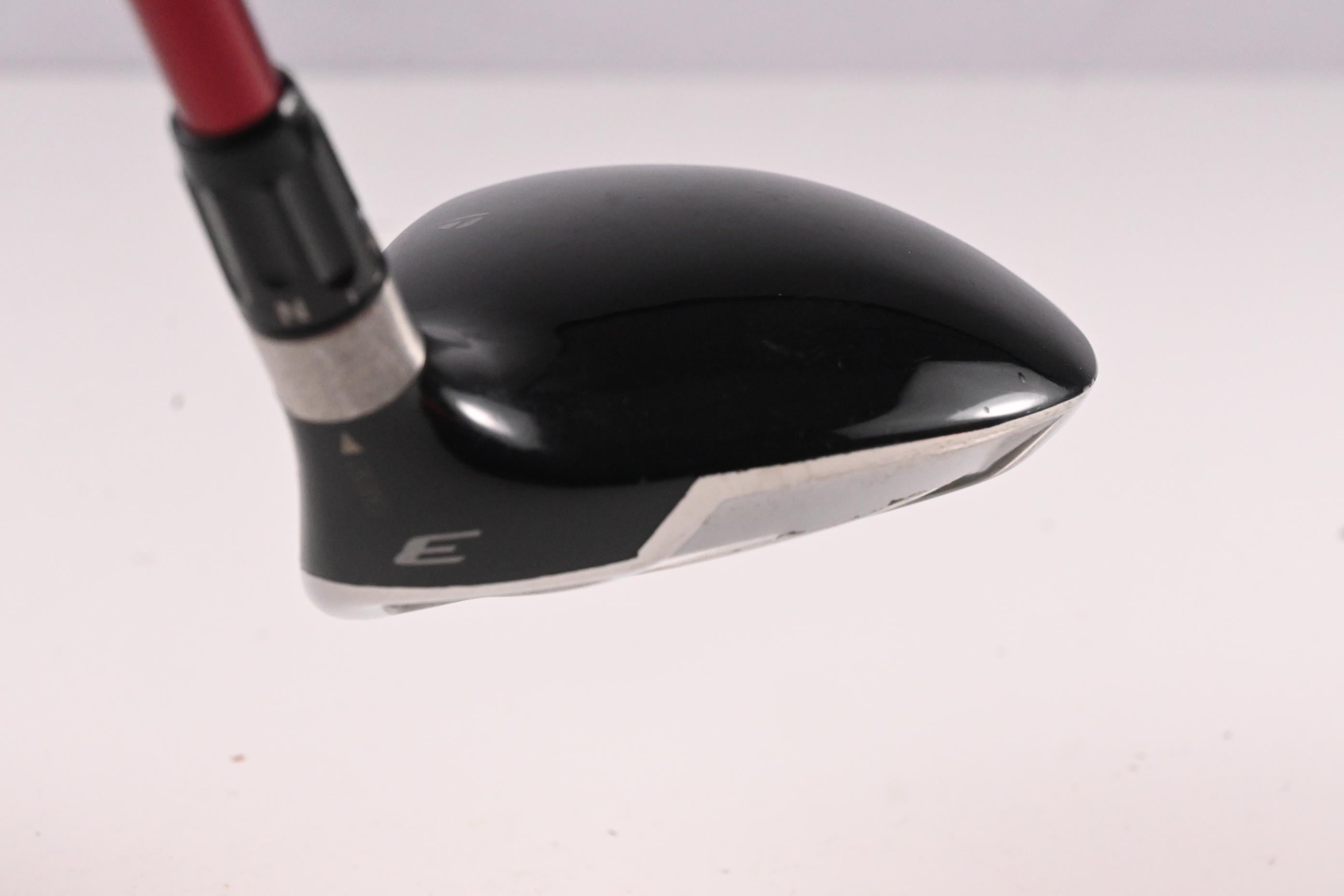 Taylormade R9 #3 Wood / 15 Degree / Regular Flex Fujikura Motore 70 Shaft
