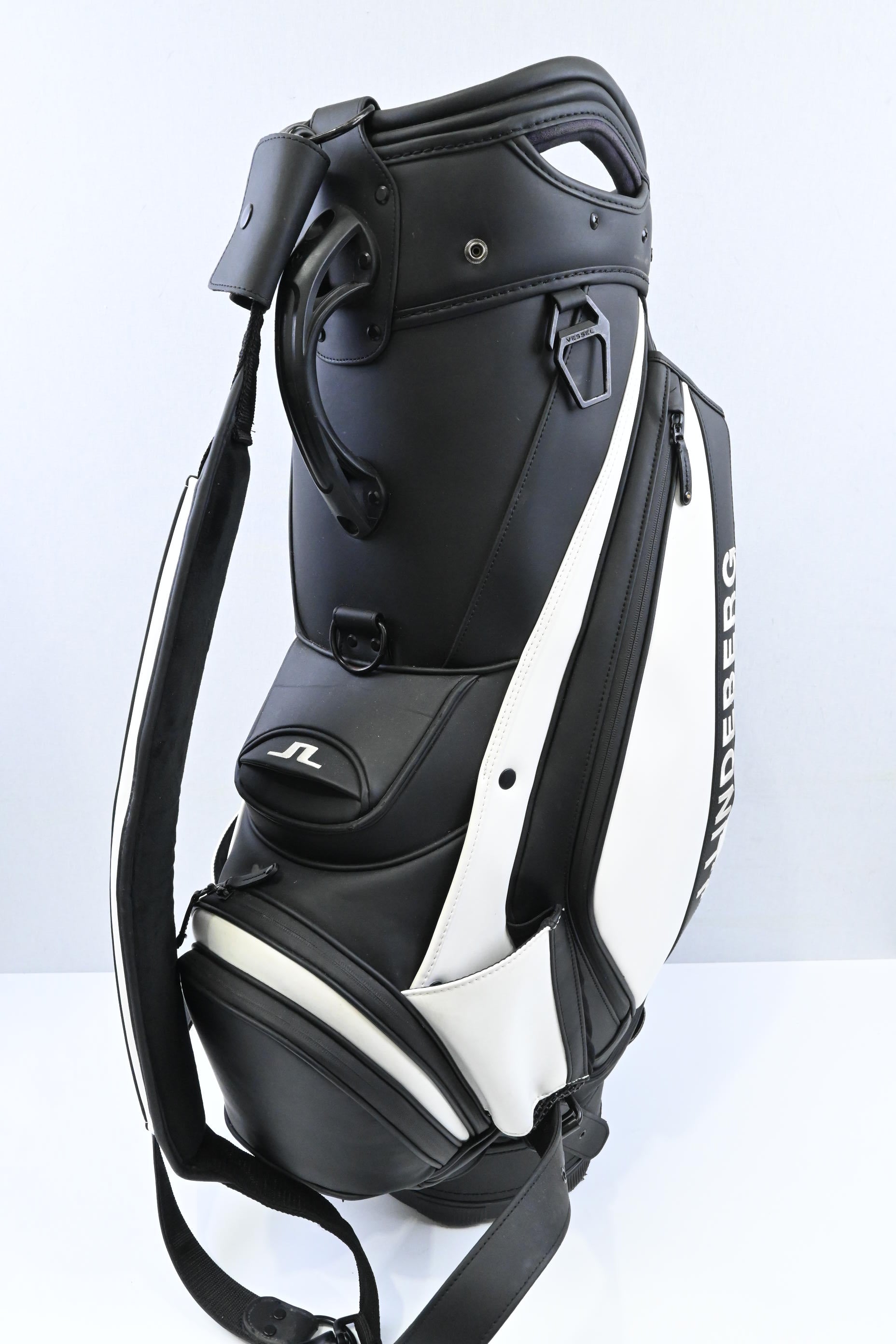 Vessel X J.Lindeberg Tour Bag / 6-Way / Black, White