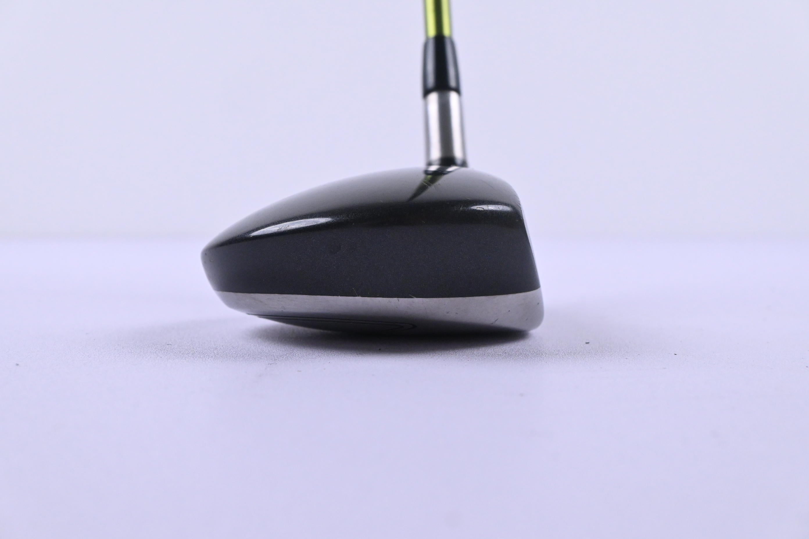 Titleist 904 F #3 Wood / 15 Degree / Stiff Flex Aldila NV Green 85 Shaft