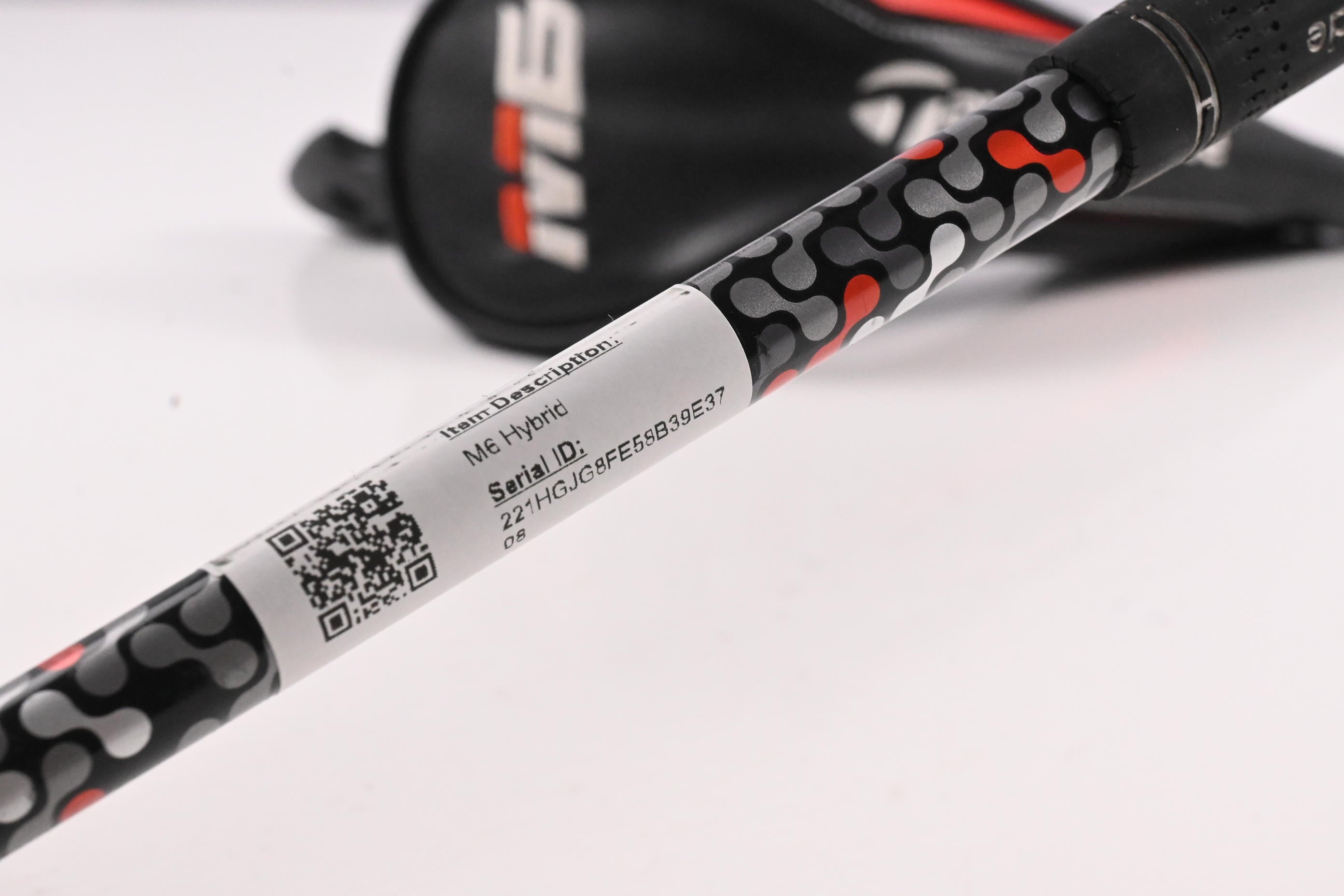 Taylormade M6 #3 Hybrid / 19 Degree / Regular Flex Fujikura Atmos Orange 6 Shaft