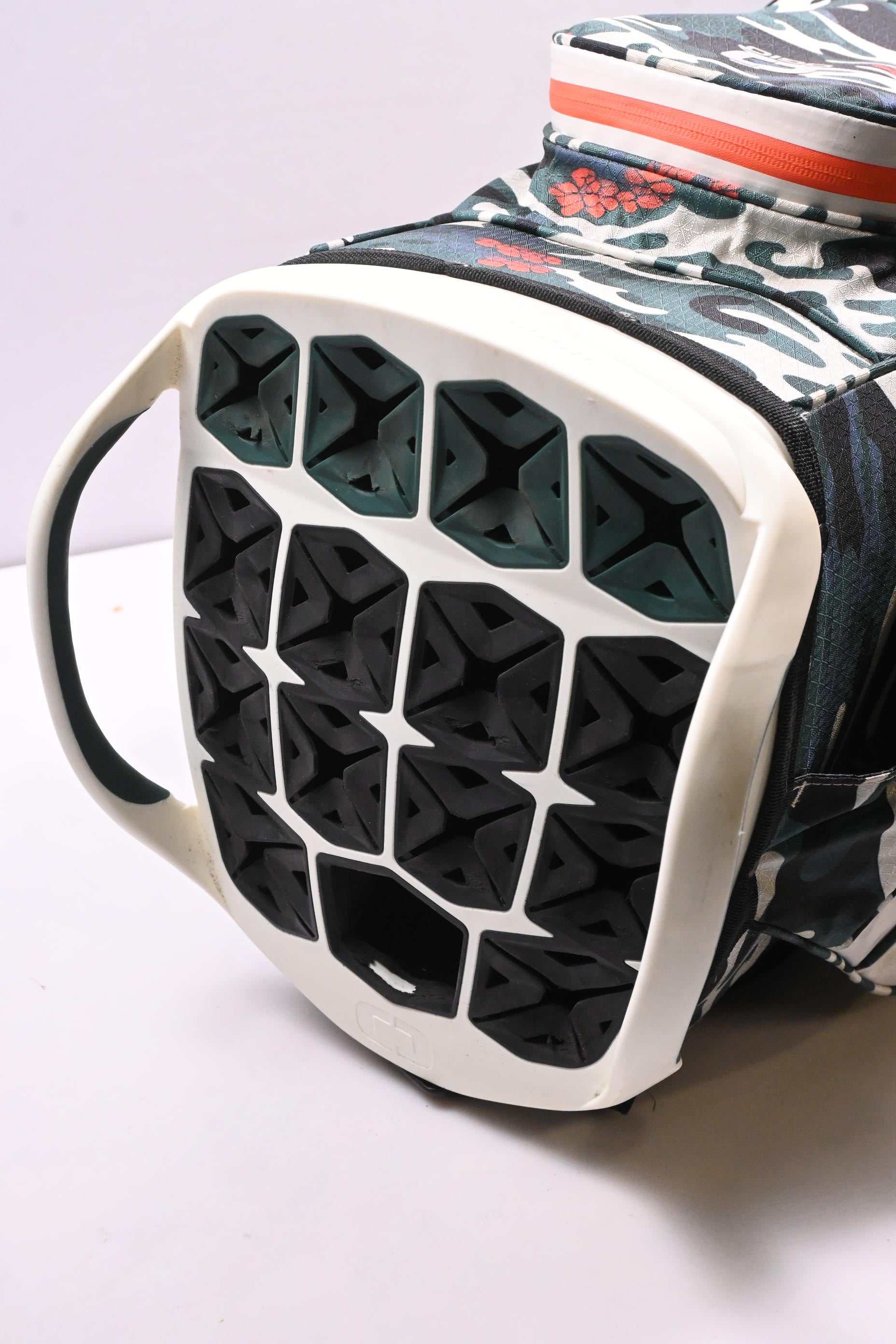 Ogio Silencer Cart Bag / 14-Way Divider / White, Green