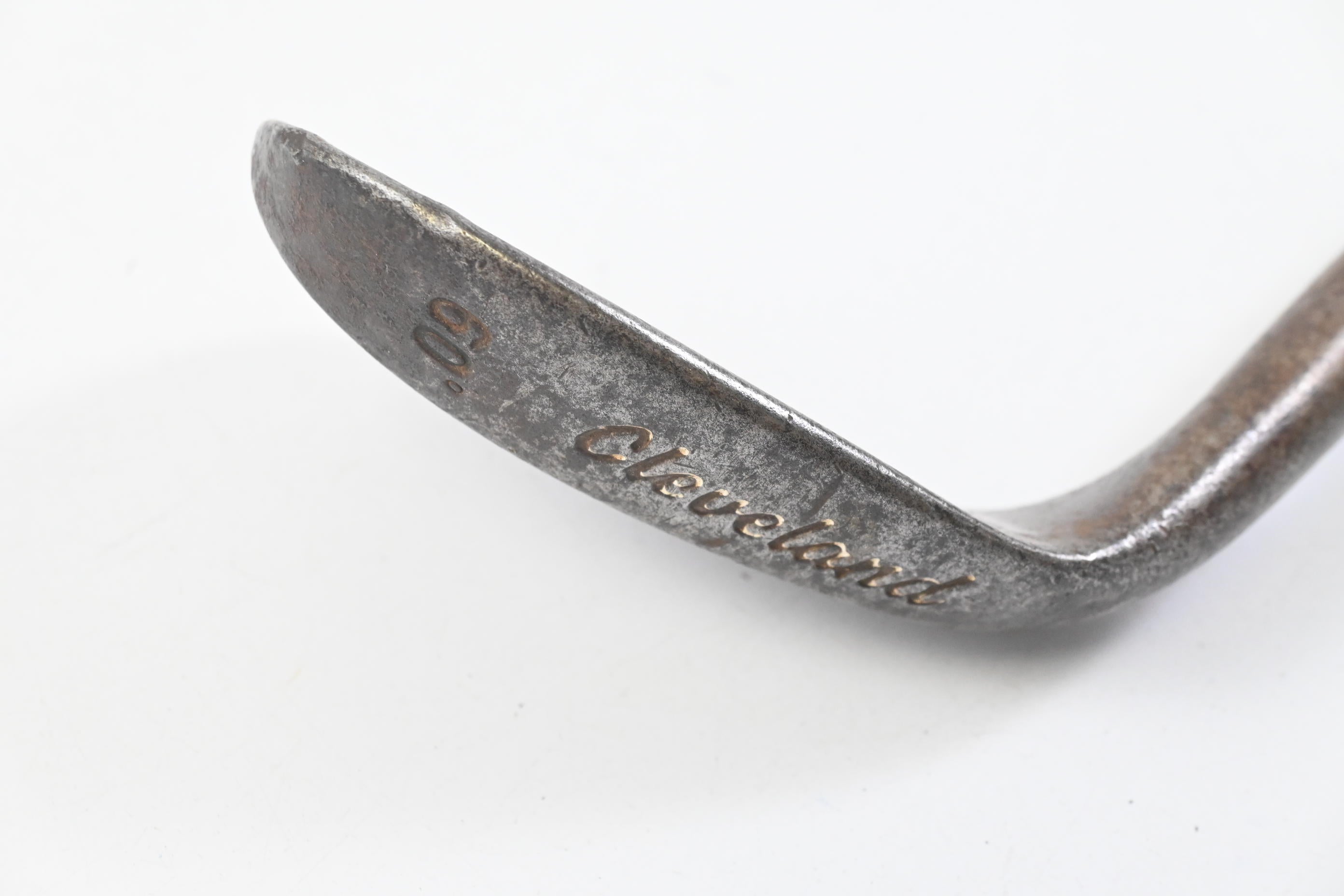 Cleveland Tour Action 900 Lob Wedge / 60 Degree / Stiff Flex Dynamic Gold Shaft