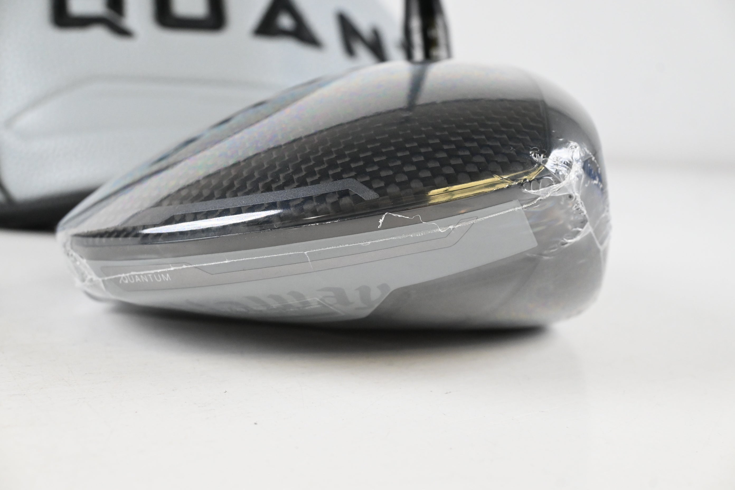 Callaway Quantum Max Driver / 10.5 Degree / Regular Flex Denali Frost Silver 50