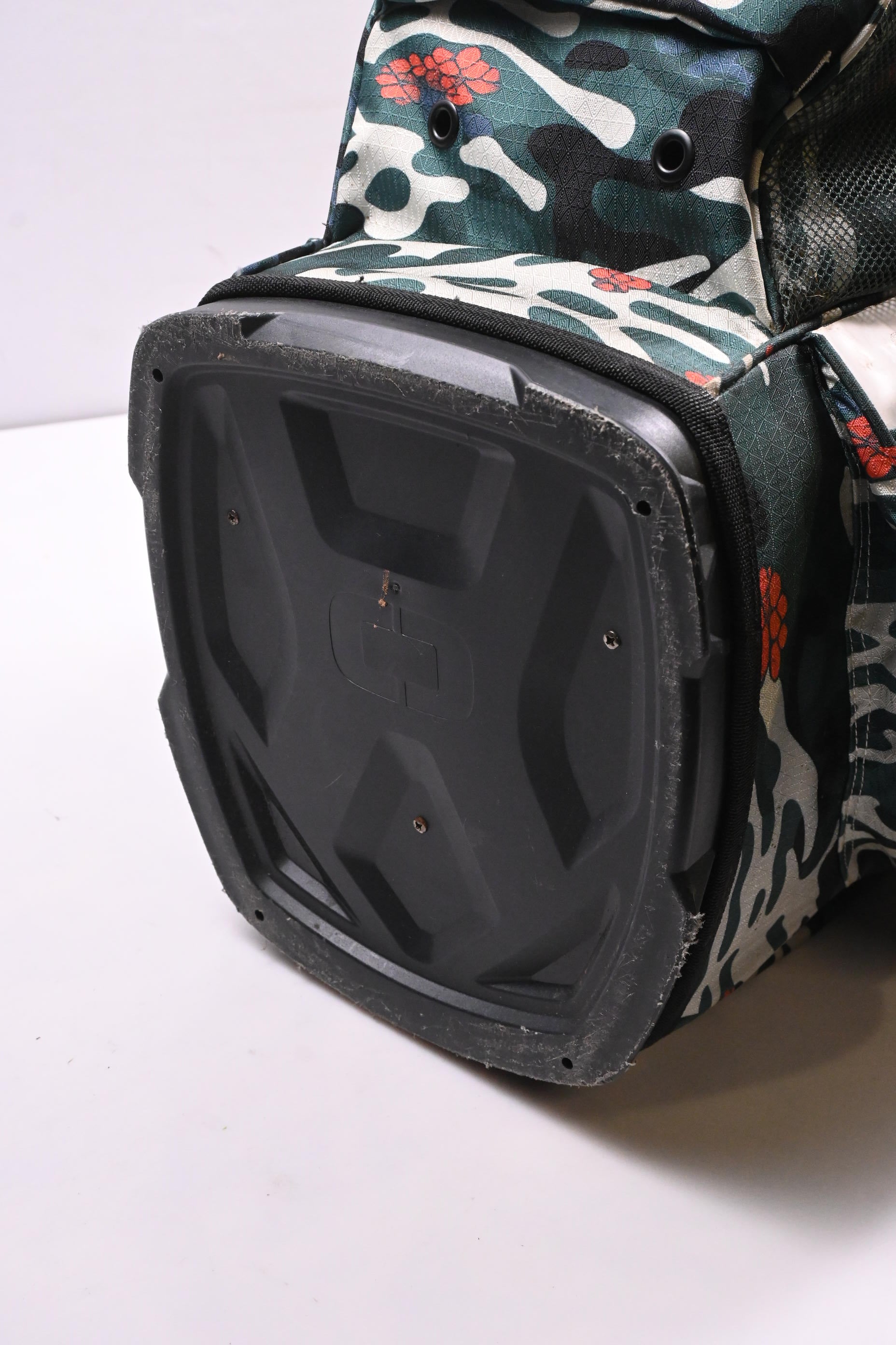 Ogio Silencer Cart Bag / 14-Way Divider / White, Green