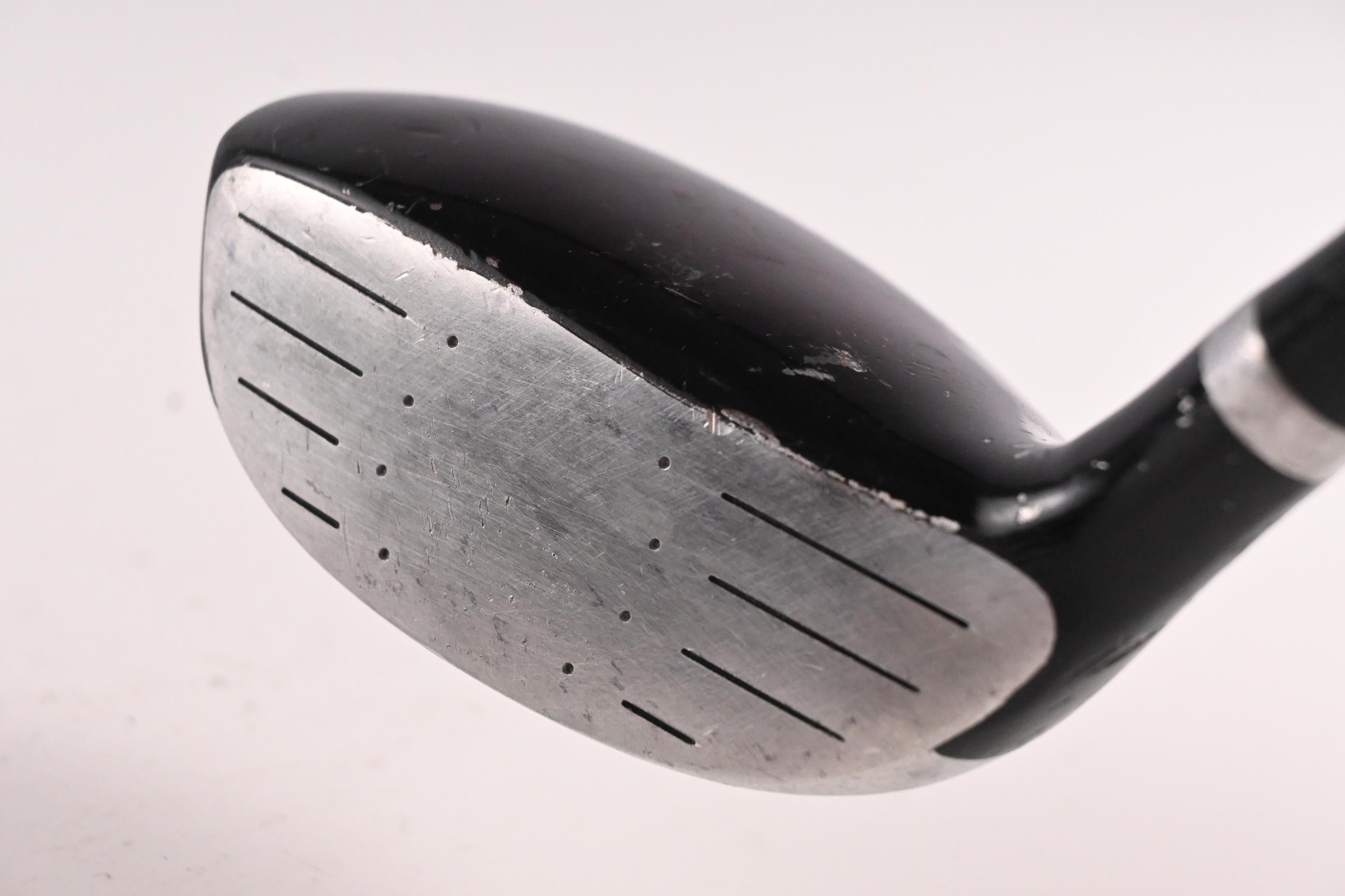 Wilson Deep Red HL #4 Hybrid / 24 Degree / Regular Flex Wilson Shaft