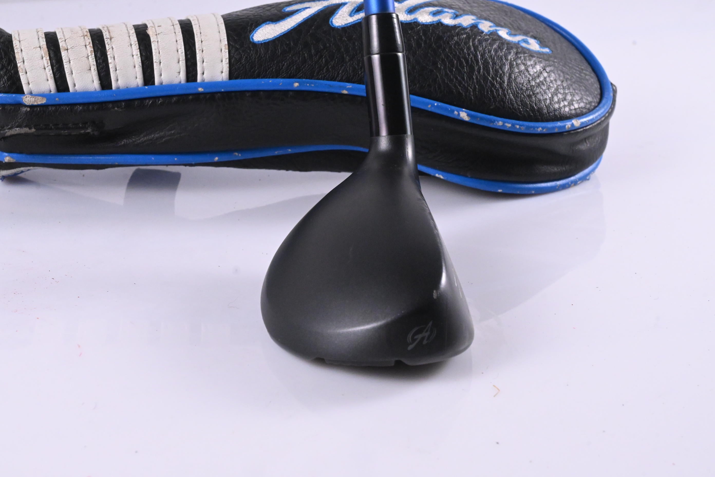 Adams Tight Lies 2.0 #3 Hybrid / 19 Degree / Stiff Flex Kuro Kage 65 Shaft