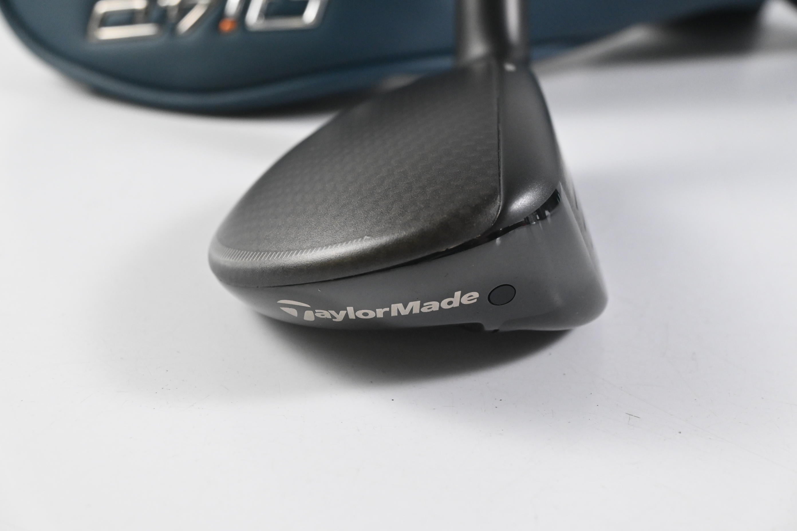 Taylormade Qi4D #3 Hybrid / 19 Degree / Stiff Flex REAX By KBS White 75