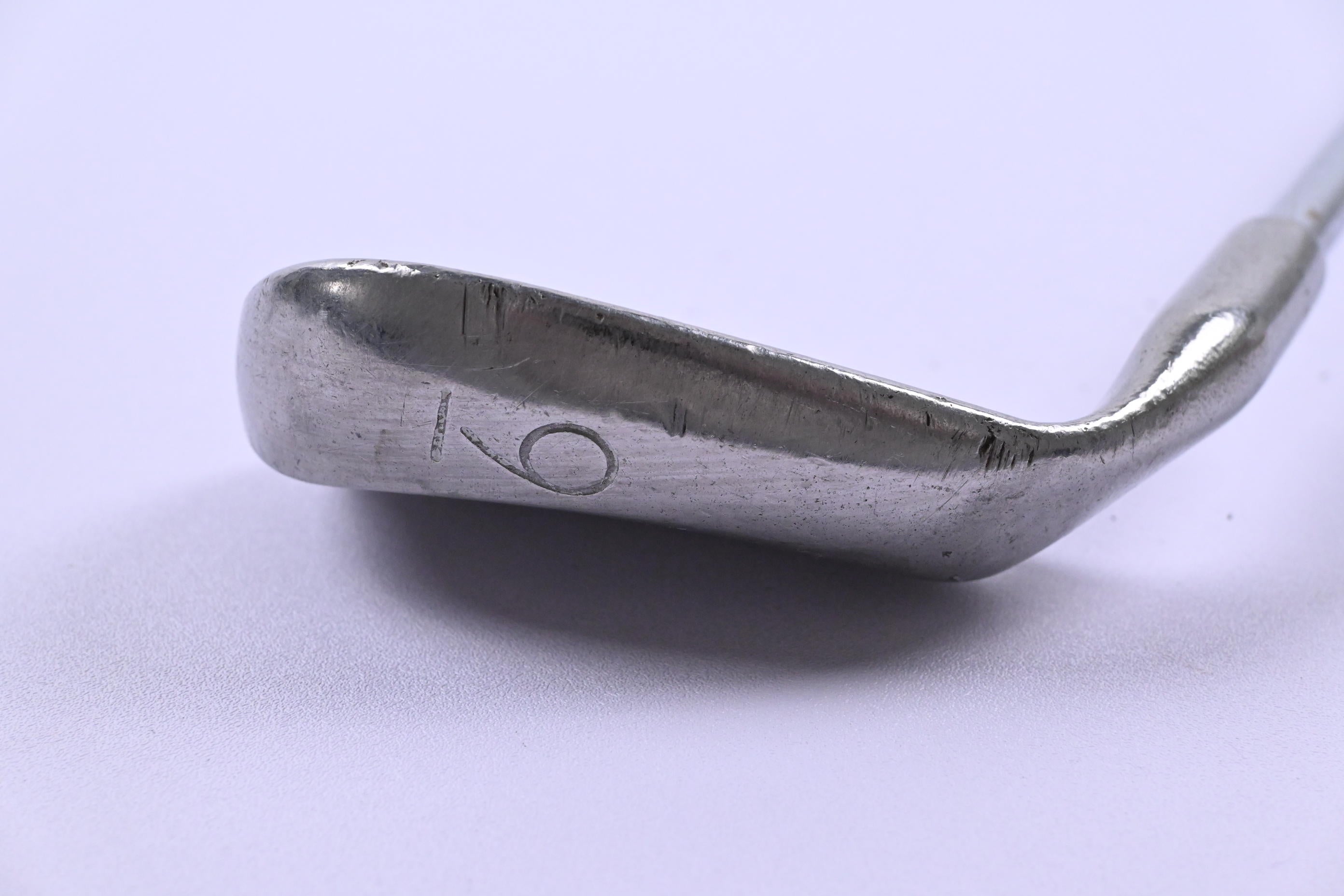 Ping Eye 2+ BeCu #9 Iron / Black Dot / Regular Flex Ping JZ Shaft