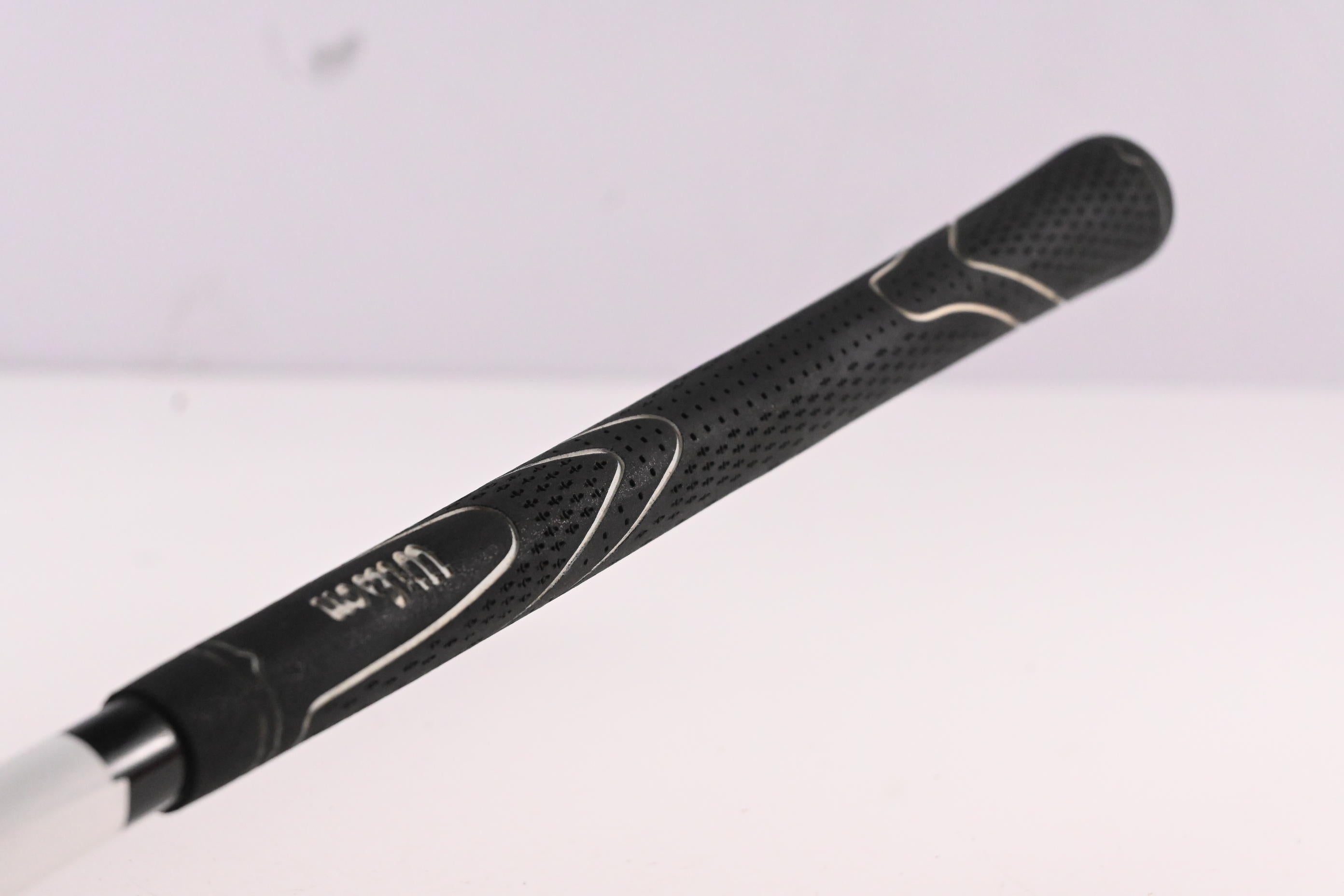 Wilson Deep Red HL #4 Hybrid / 24 Degree / Regular Flex Wilson Shaft