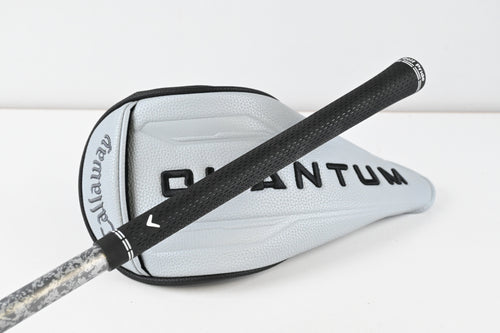 Callaway Quantum Max Driver / 10.5 Degree / Regular Flex Denali Frost Silver 50