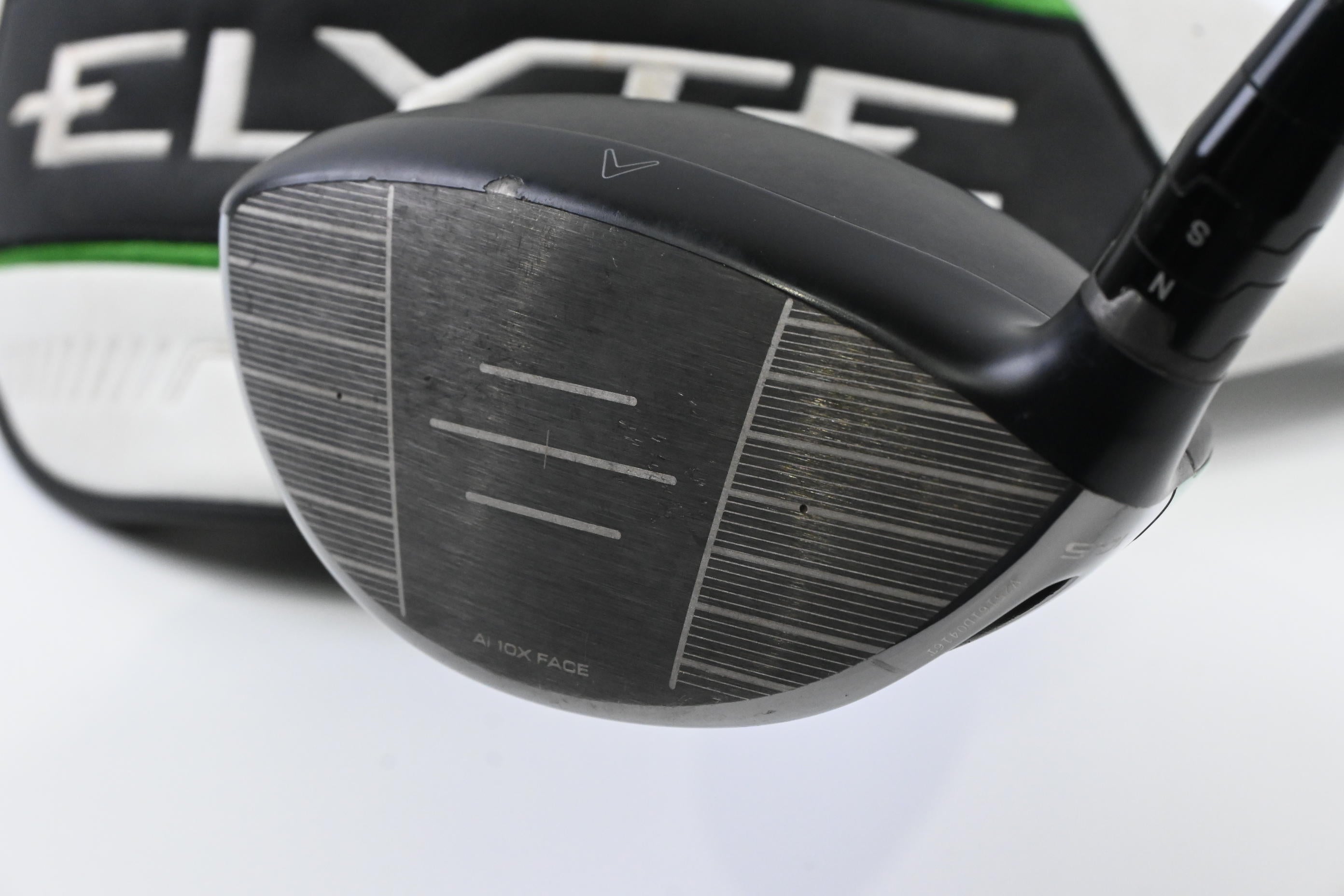 Callaway Elyte X Driver / 10.5 Degree / Regular Flex Denali Charcoal 50 Shaft