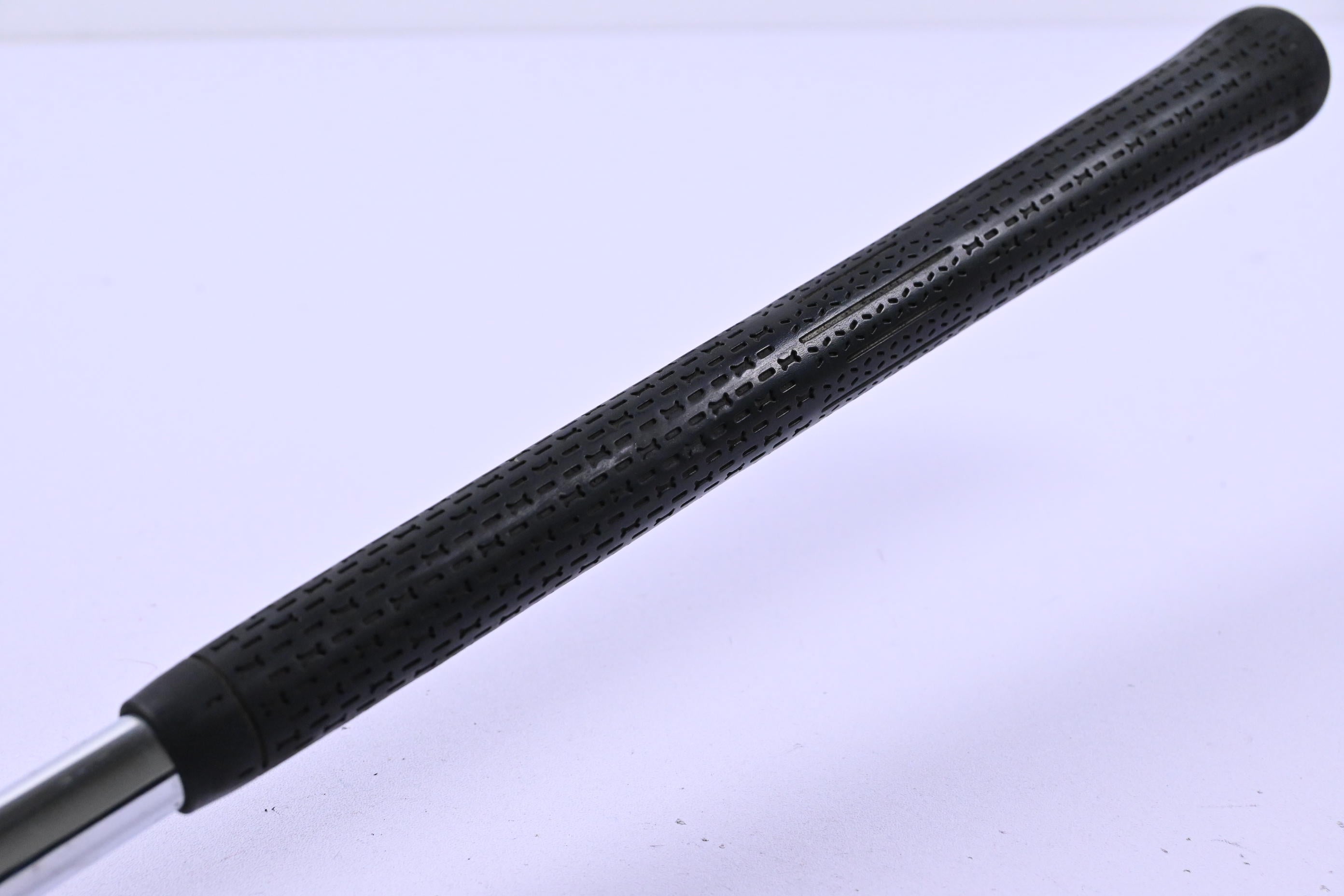 Ping G30 #9 Iron / White Dot / Regular Flex Ping CFS Distance Shaft