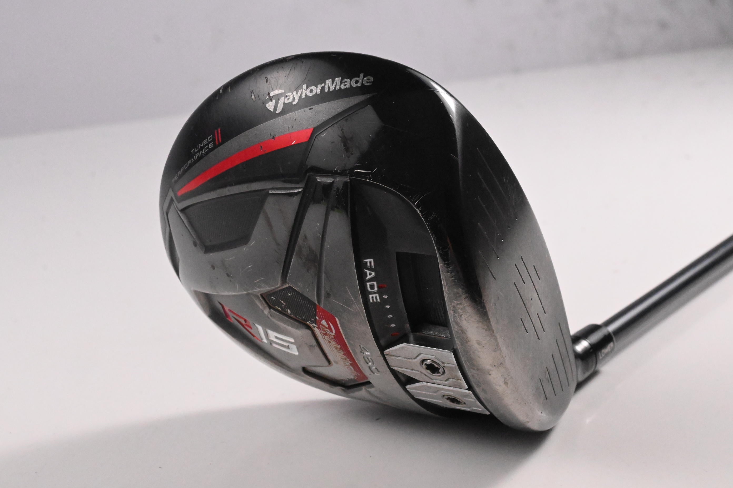 Taylormade R15 Black Driver / 10.5 Degree / Regular Flex Speeder Evolution 57