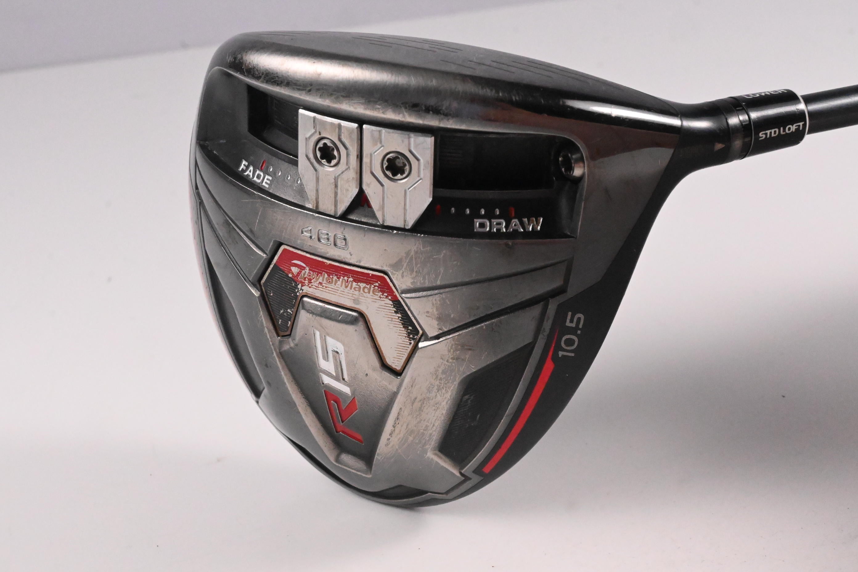 Taylormade R15 Black Driver / 10.5 Degree / Regular Flex Speeder Evolution 57
