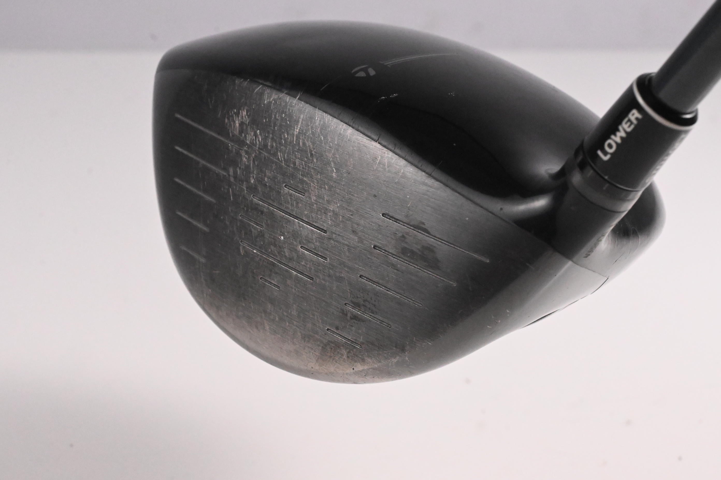 Taylormade R15 Black Driver / 10.5 Degree / Regular Flex Speeder Evolution 57