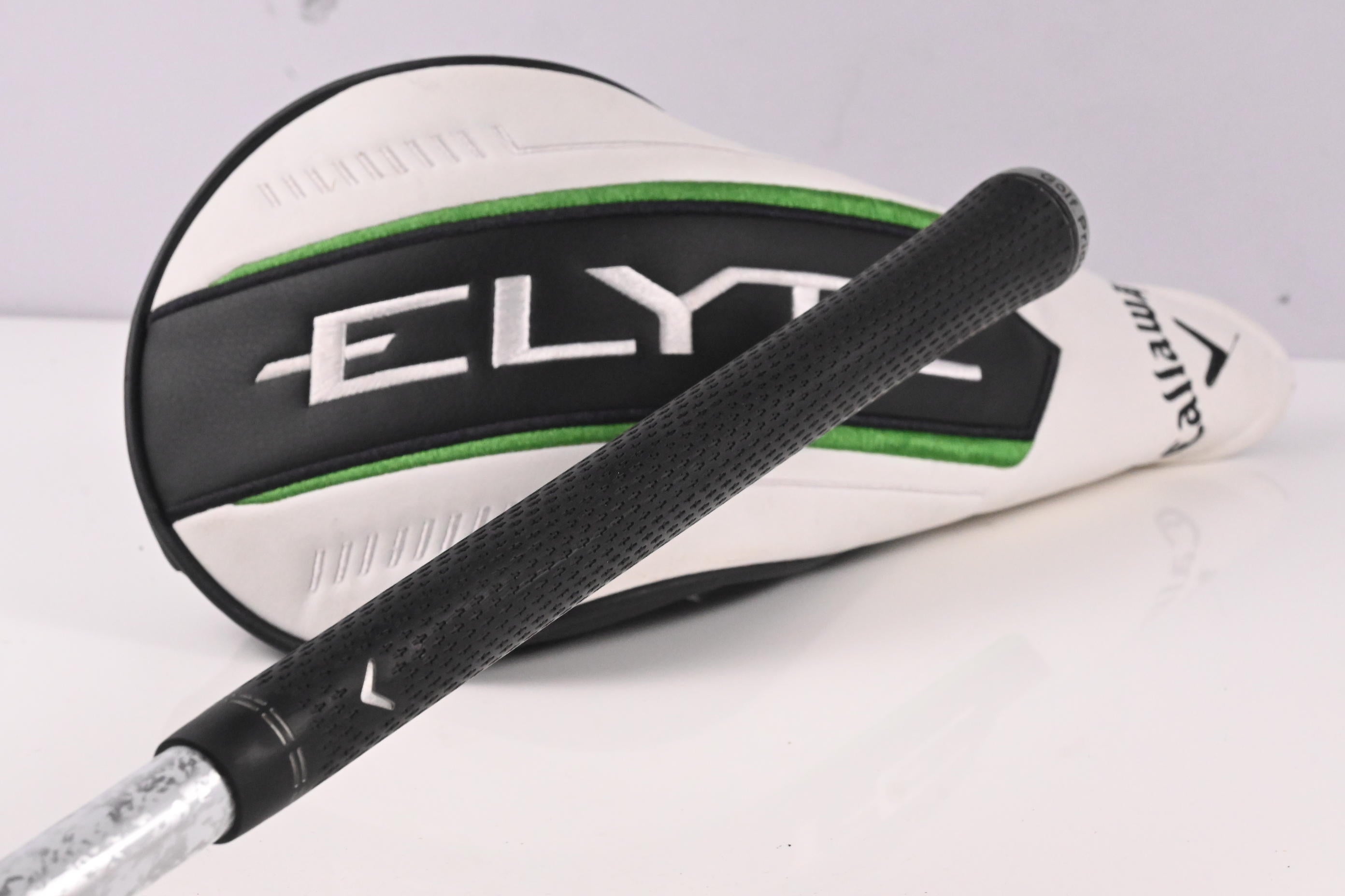 Callaway Elyte X Driver / 10.5 Degree / Regular Flex Denali Charcoal 50 Shaft