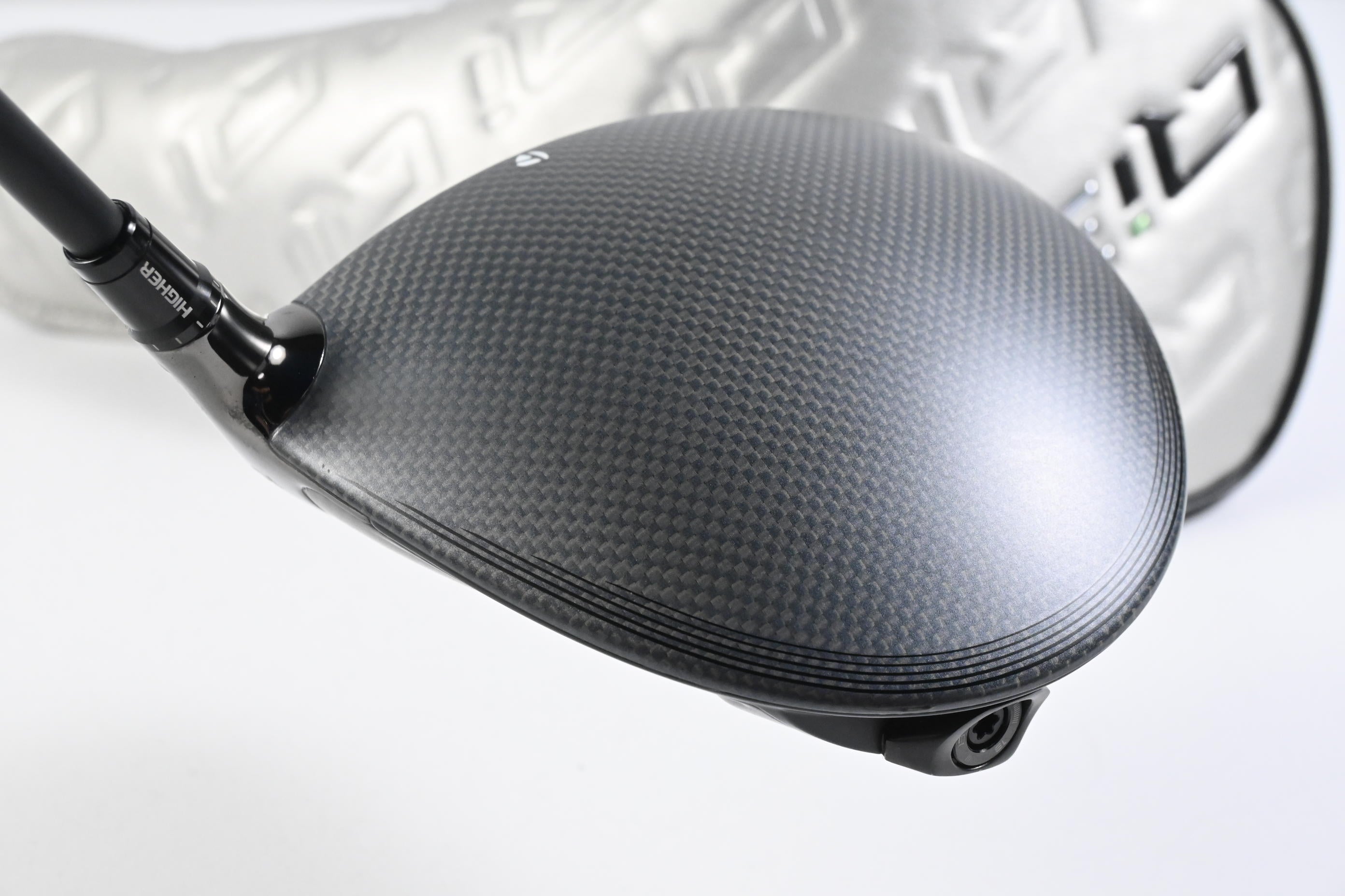 Taylormade Qi35 Driver / 10.5 Degree / X-Flex Kai'li Dark Waves White 60 Shaft