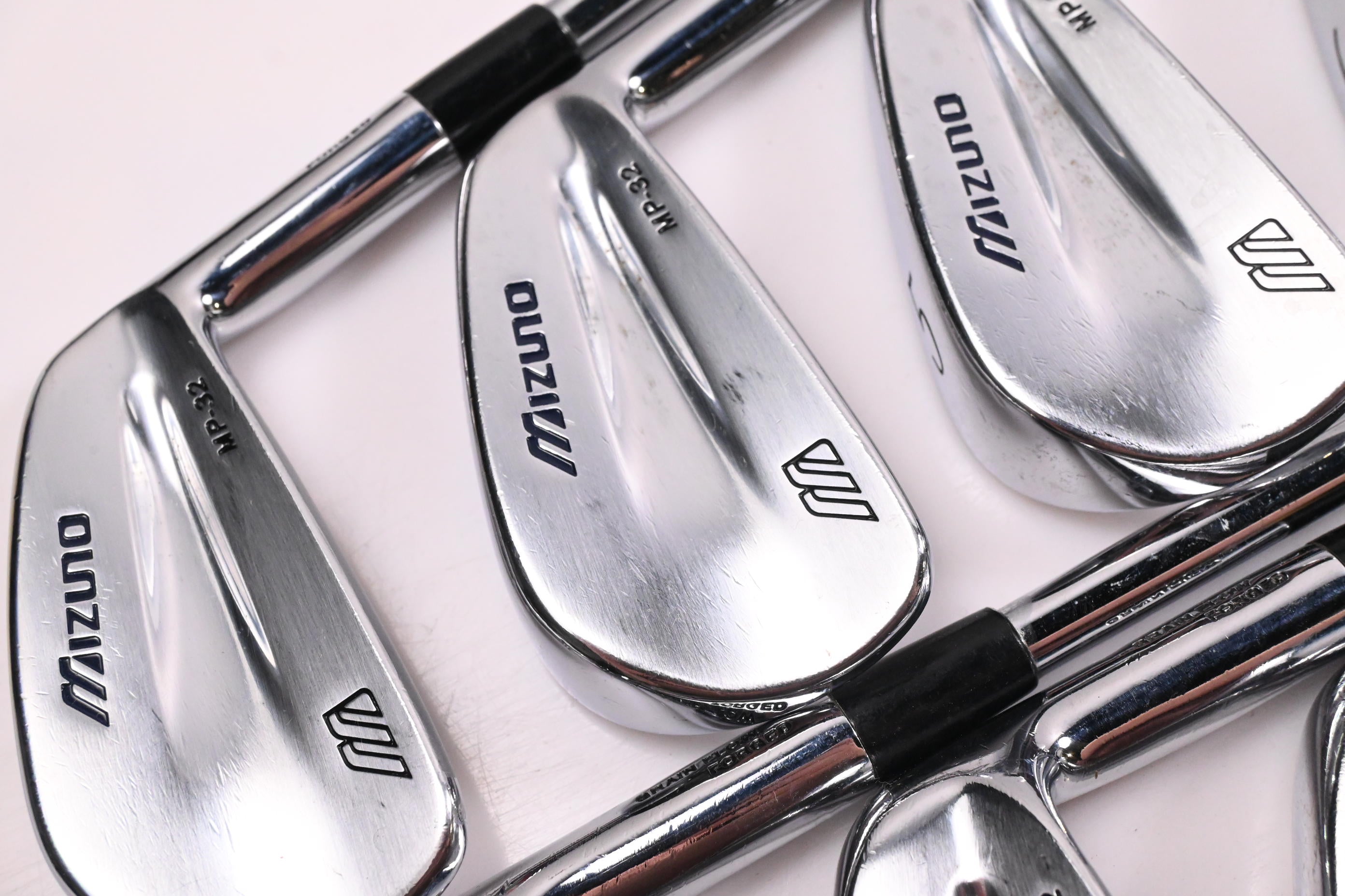 Mizuno MP-32 Irons / 3-PW / Stiff Flex Dynamic Gold S300 Shaft